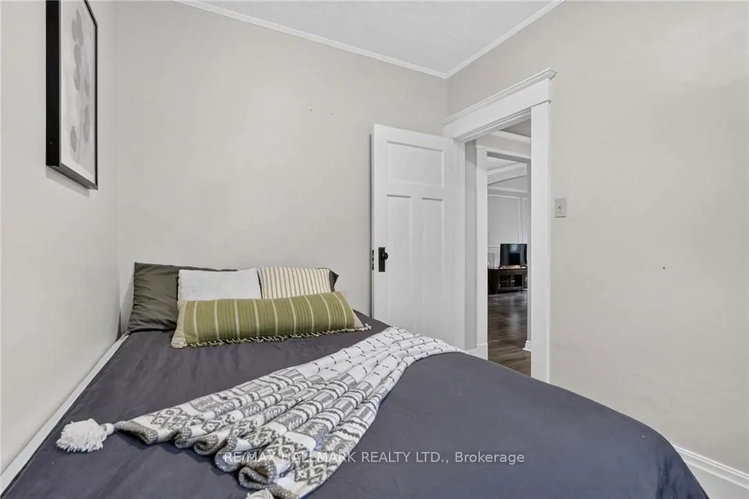 32 Richmond Avenue