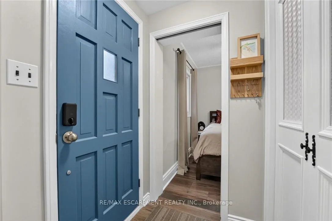 32 Richmond Avenue