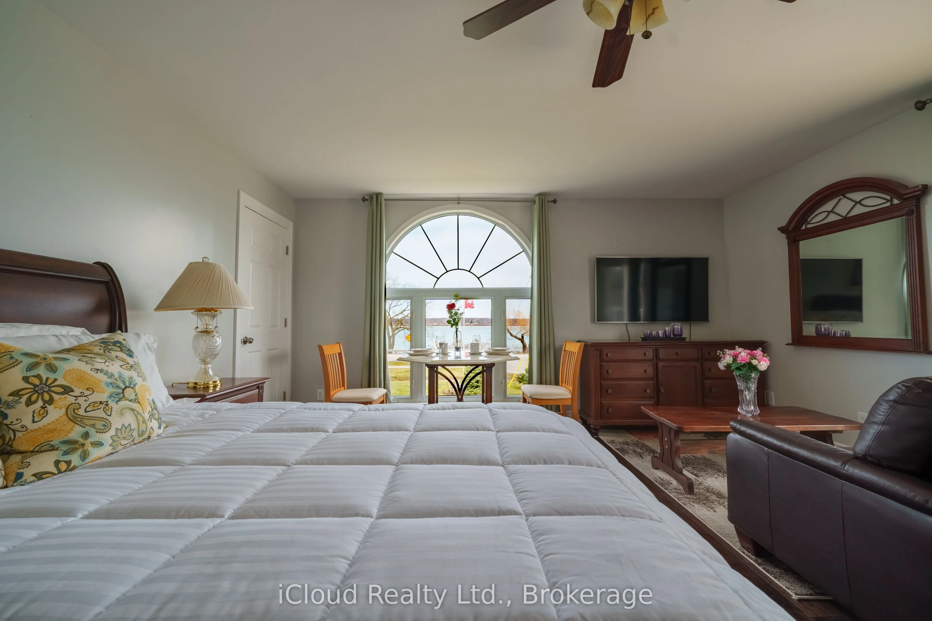 4099 Niagara Parkway