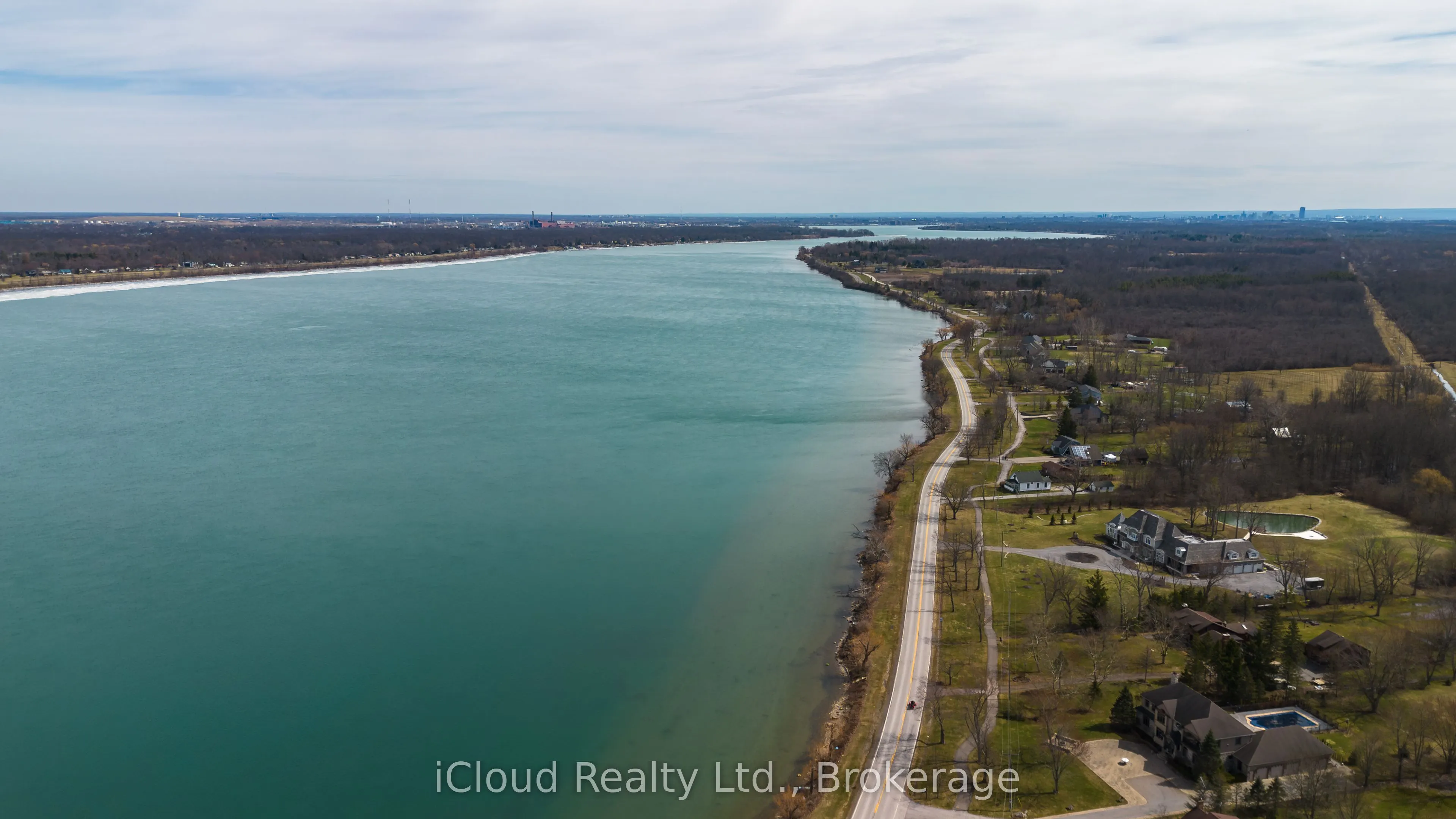 4099 Niagara Parkway