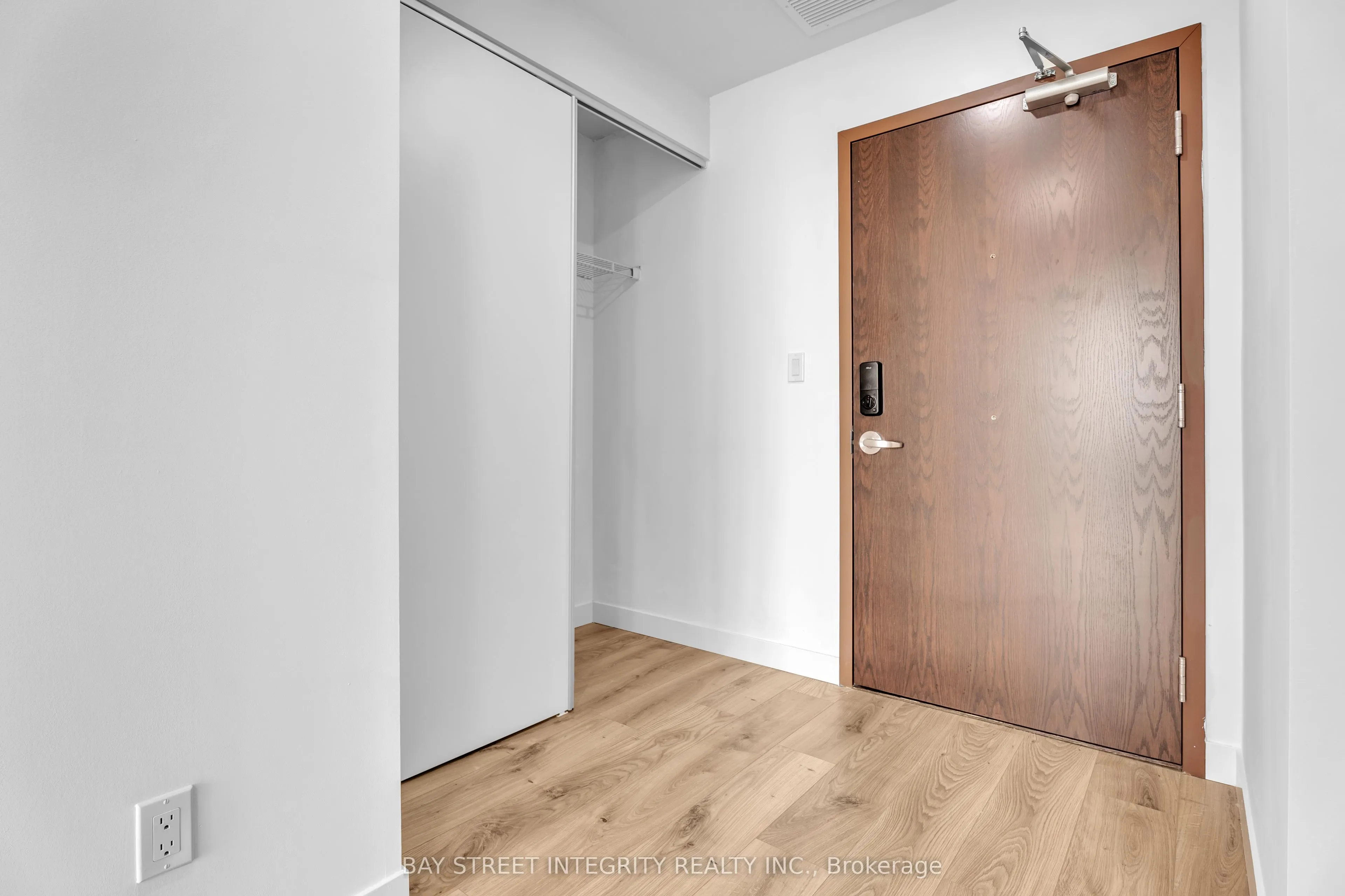 60 Frederic Street #1103