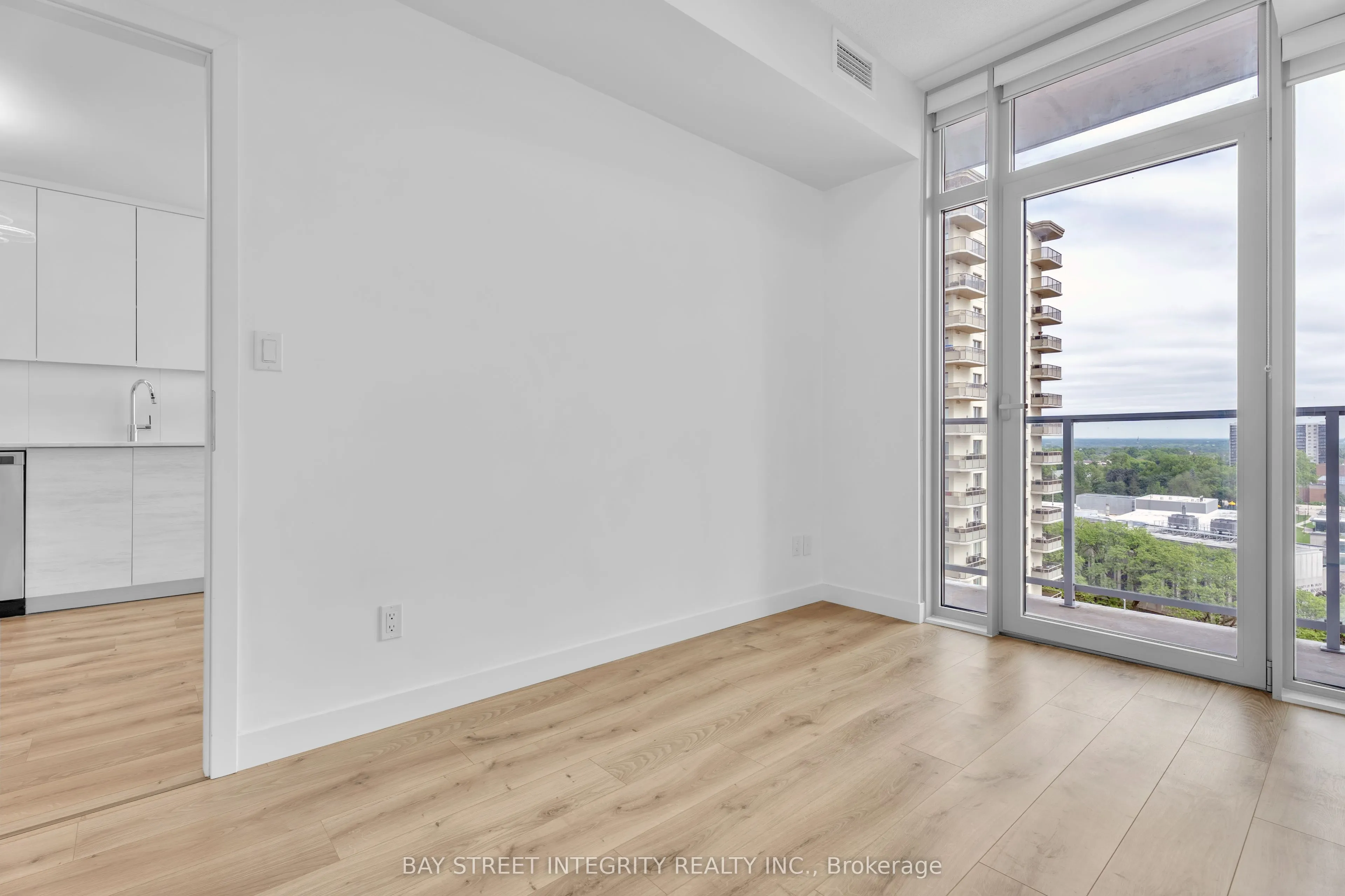 60 Frederic Street #1103