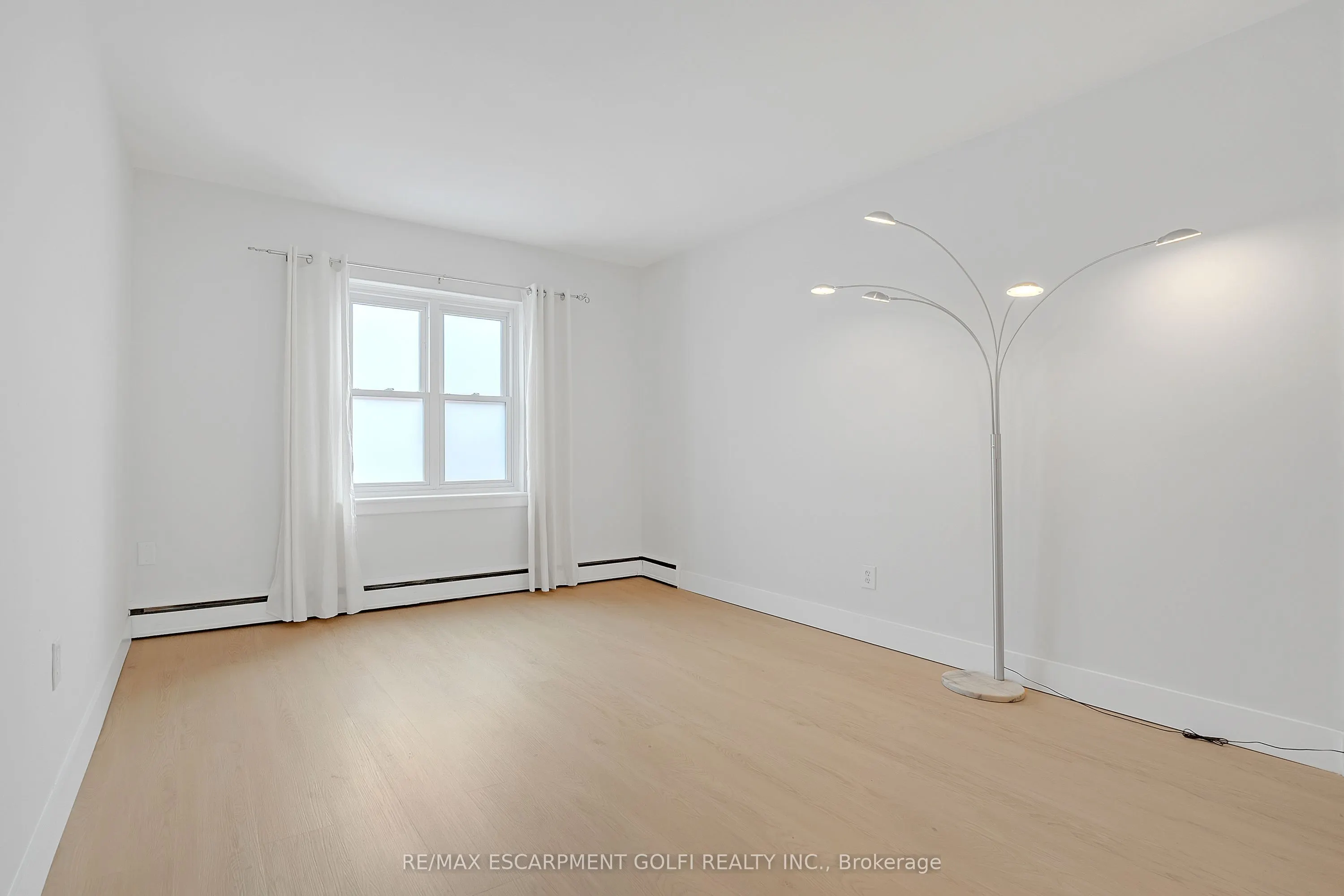 836 CONCESSION Street #309
