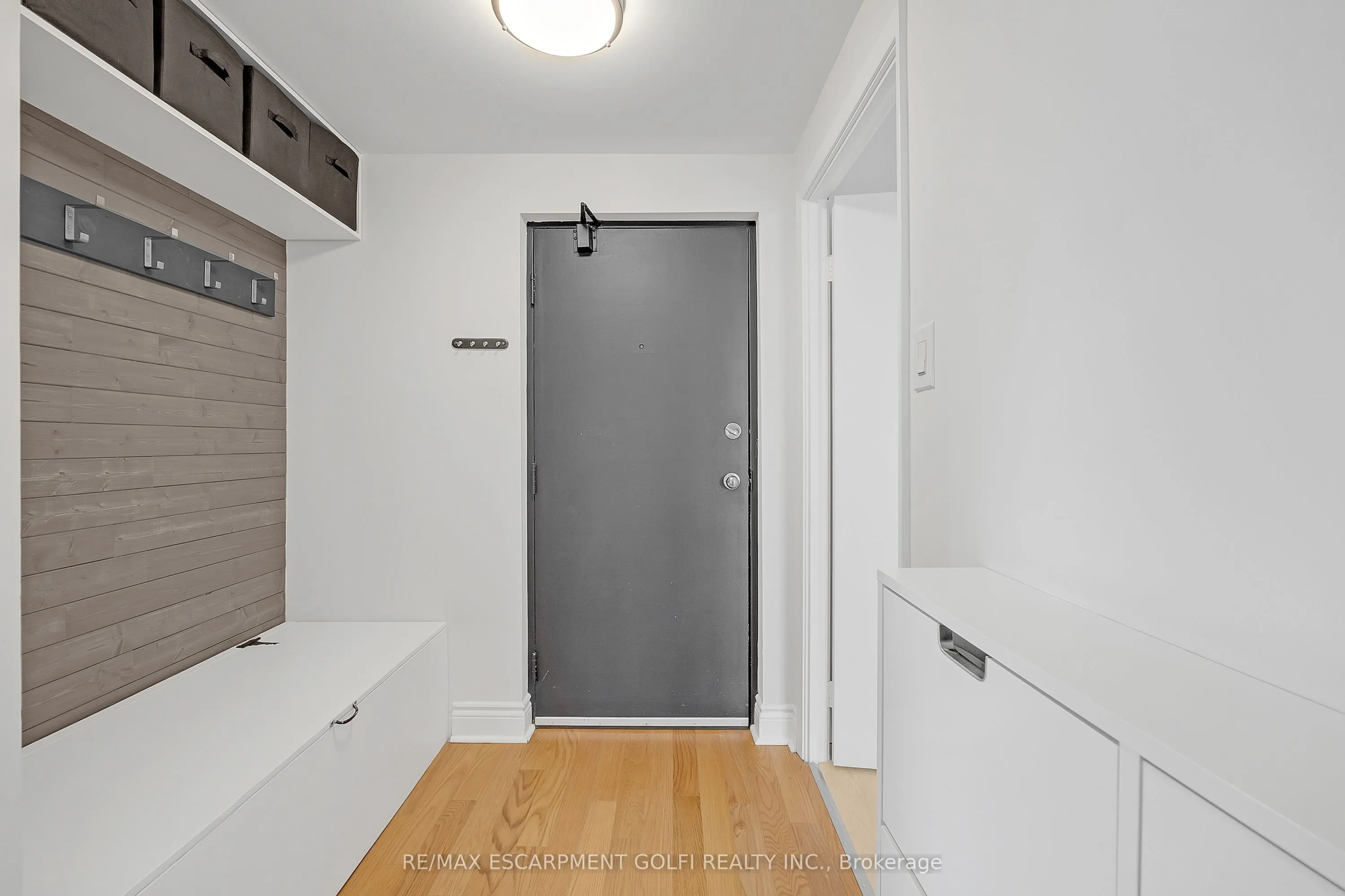 836 CONCESSION Street #309