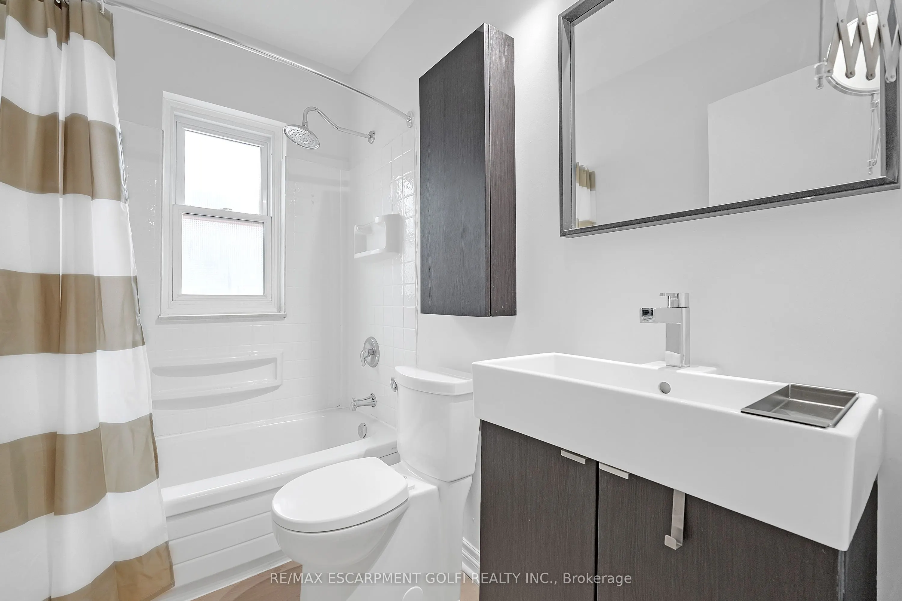 836 CONCESSION Street #309