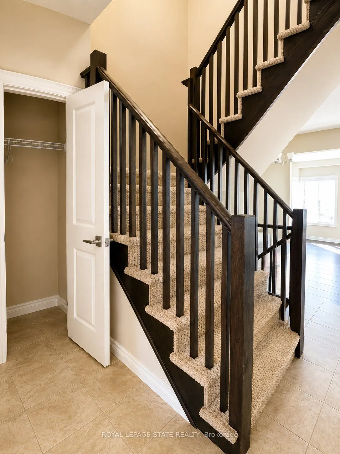 85 Sexton Crescent