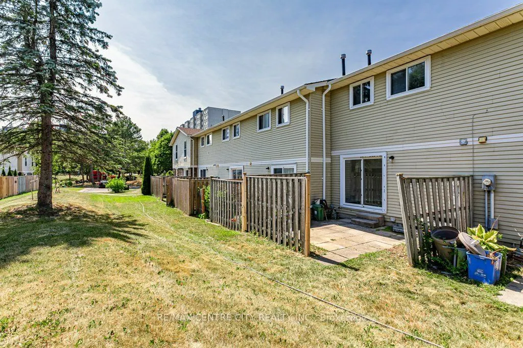 70 Fiddlers Green Road #88