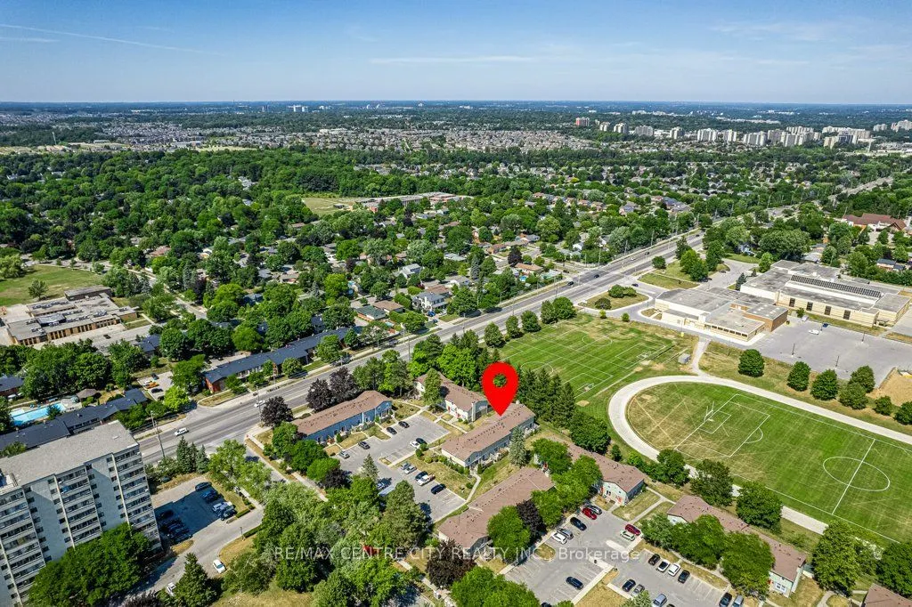 70 Fiddlers Green Road #88