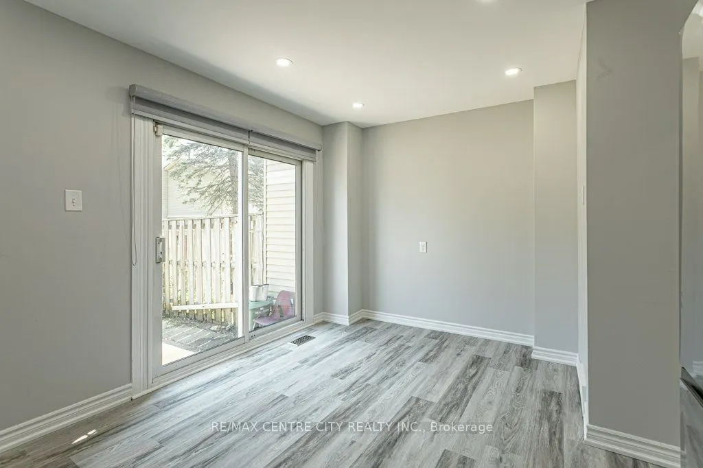 70 Fiddlers Green Road #88
