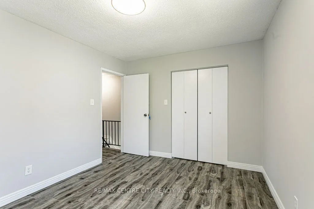 70 Fiddlers Green Road #88