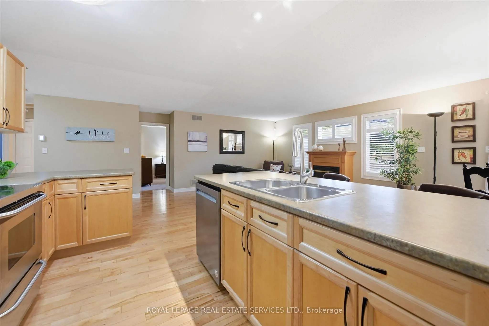 44 Thorold Avenue