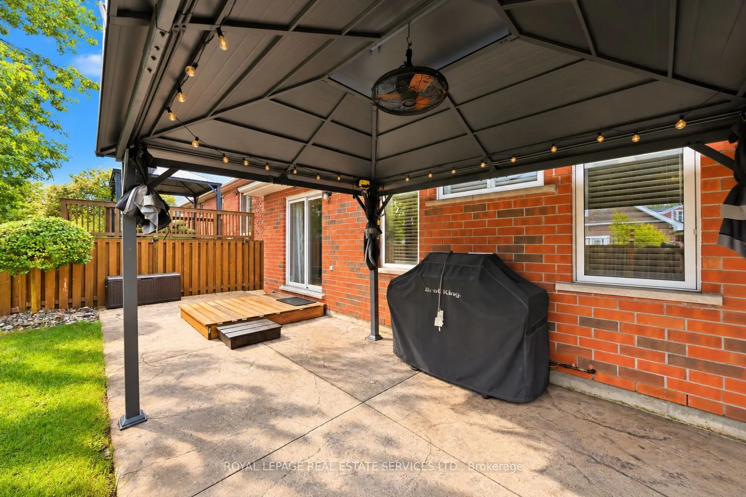 44 Thorold Avenue