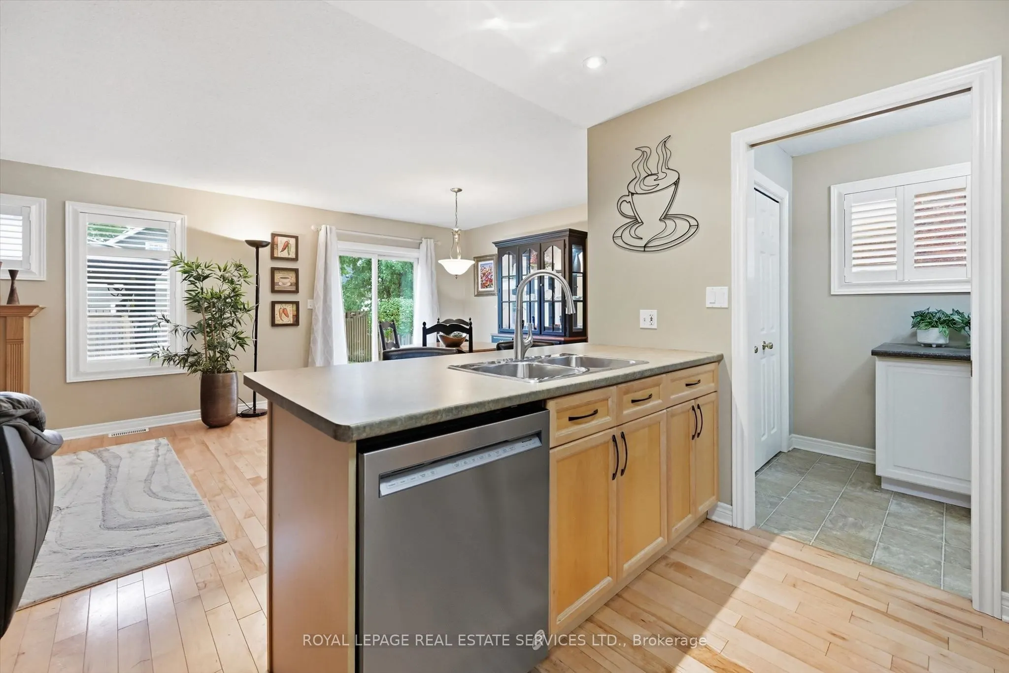 44 Thorold Avenue