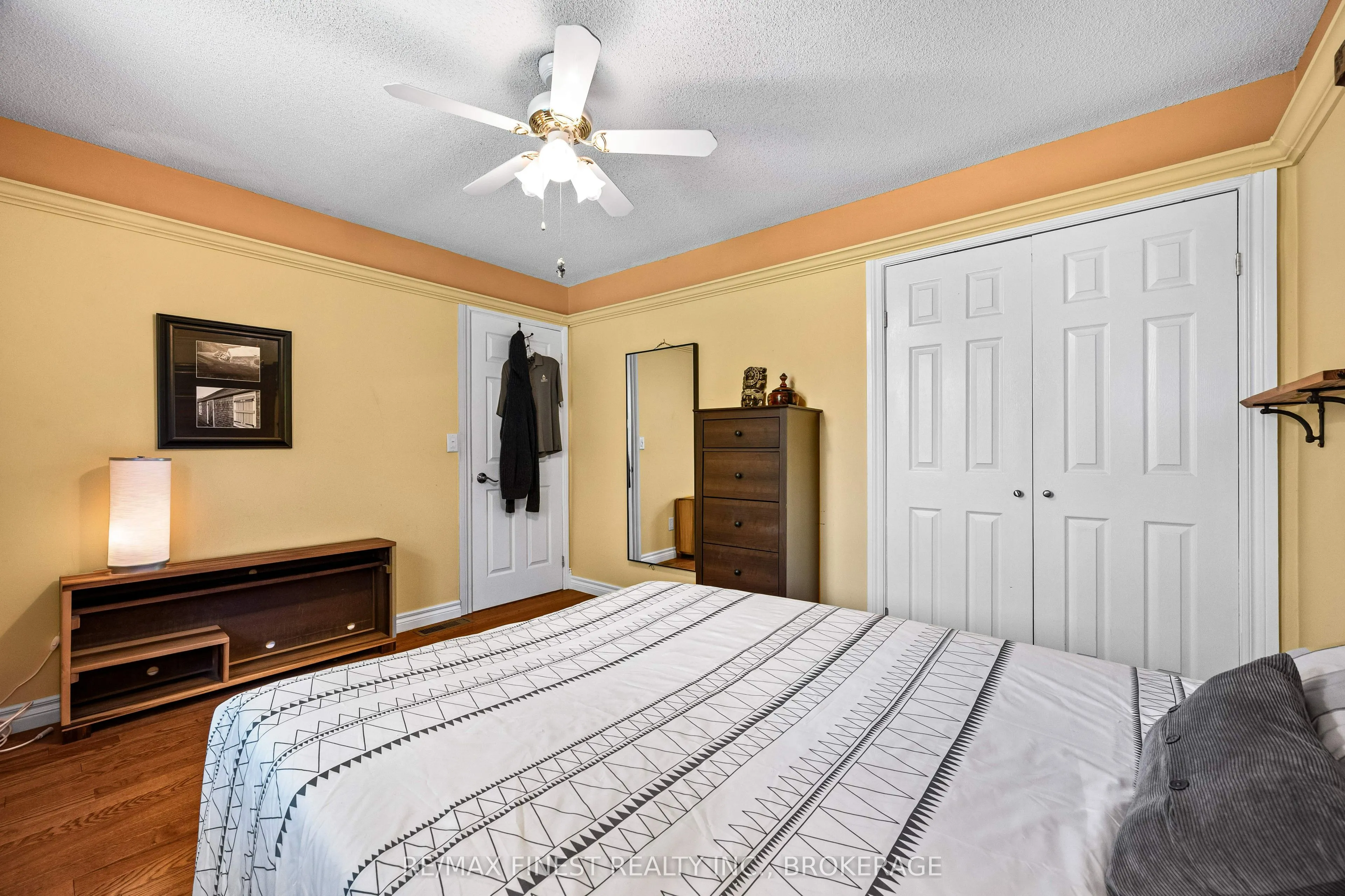 2032 Valleyview Drive