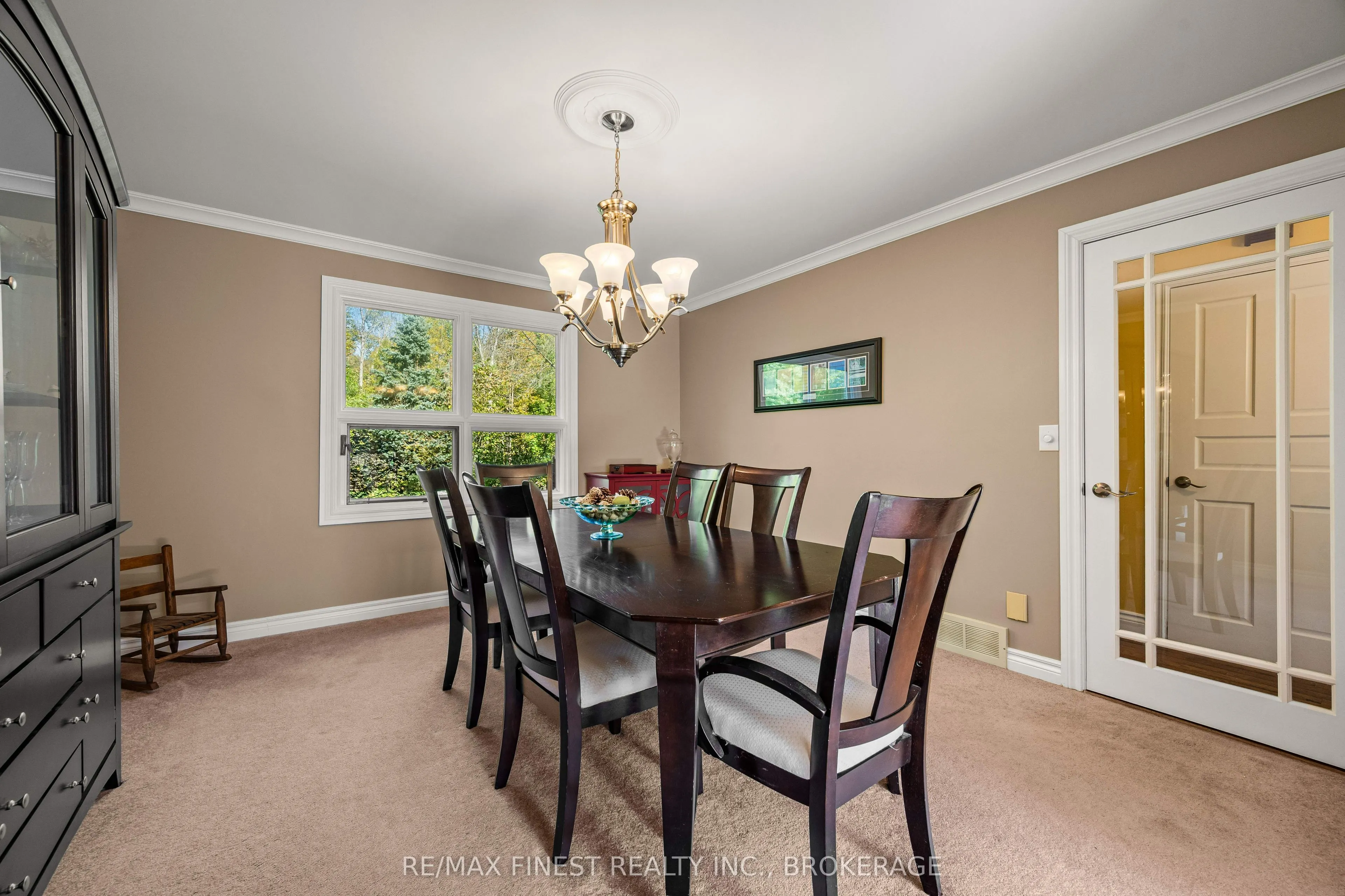 2032 Valleyview Drive