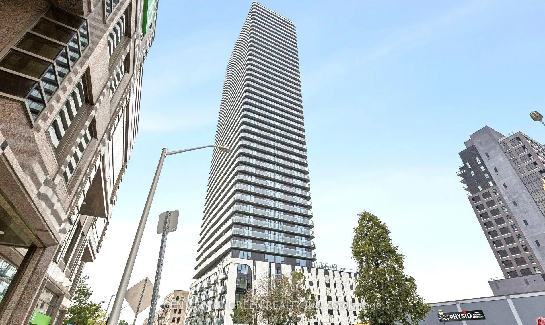 30 Francis Street S #2712