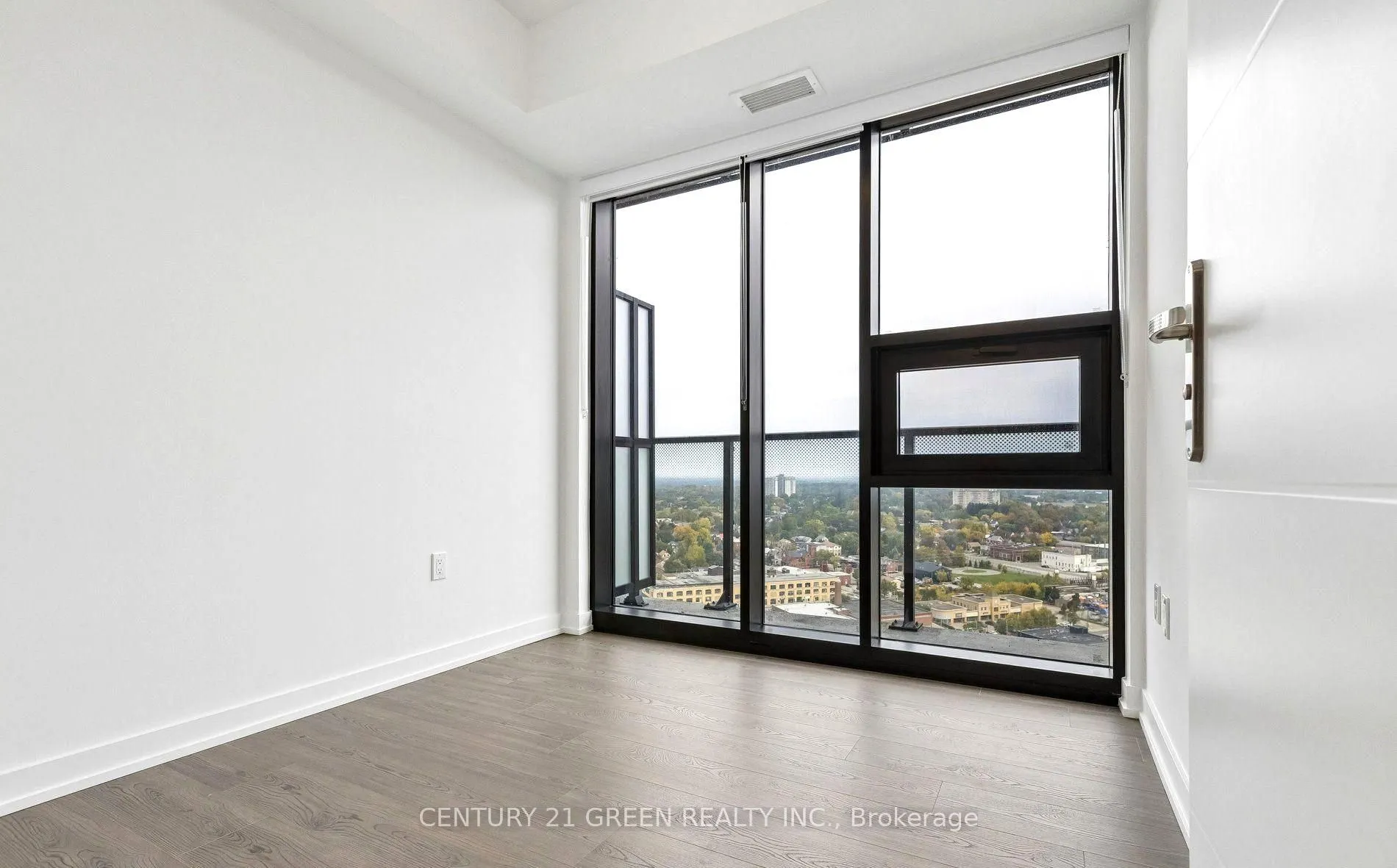 30 Francis Street S #2712