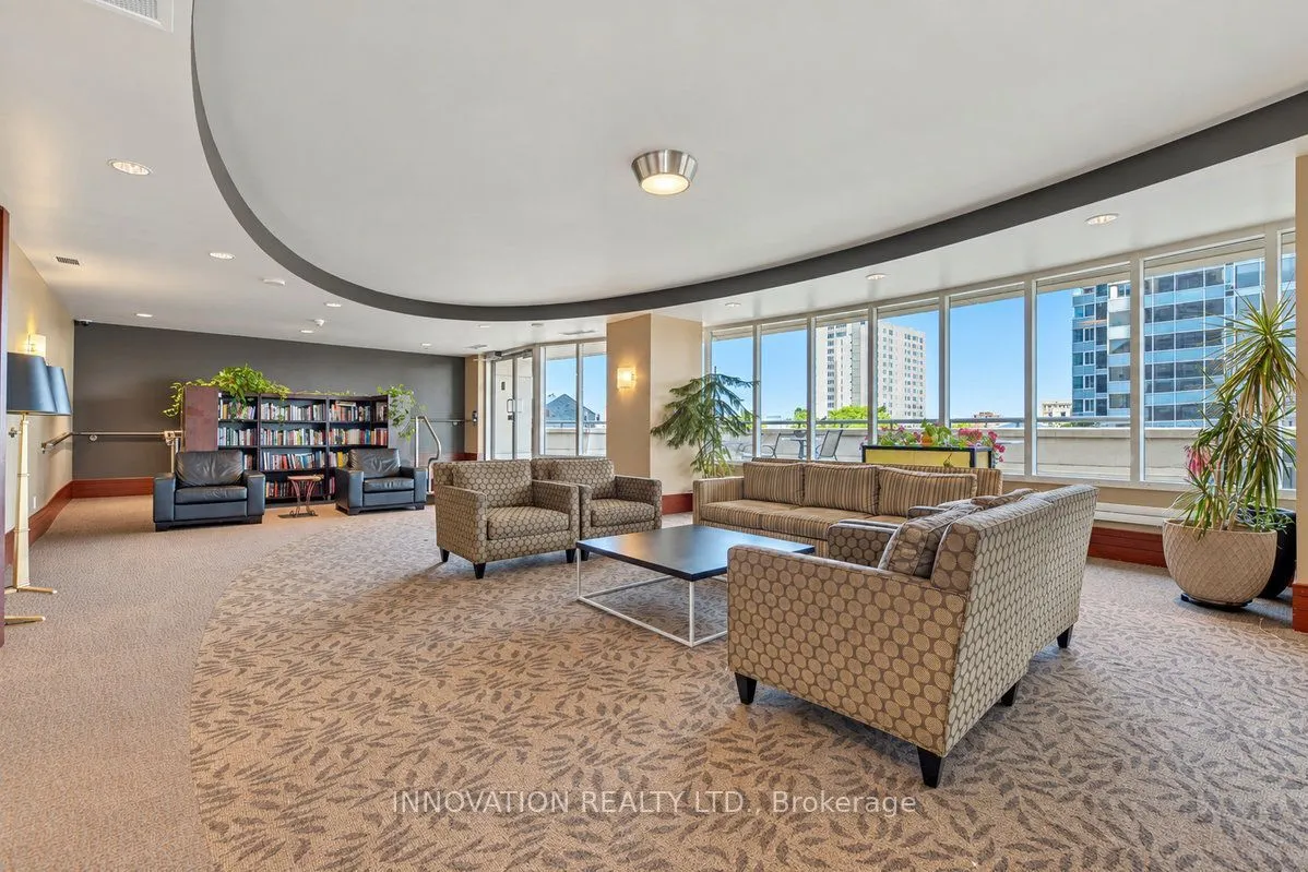 200 Rideau Street #510