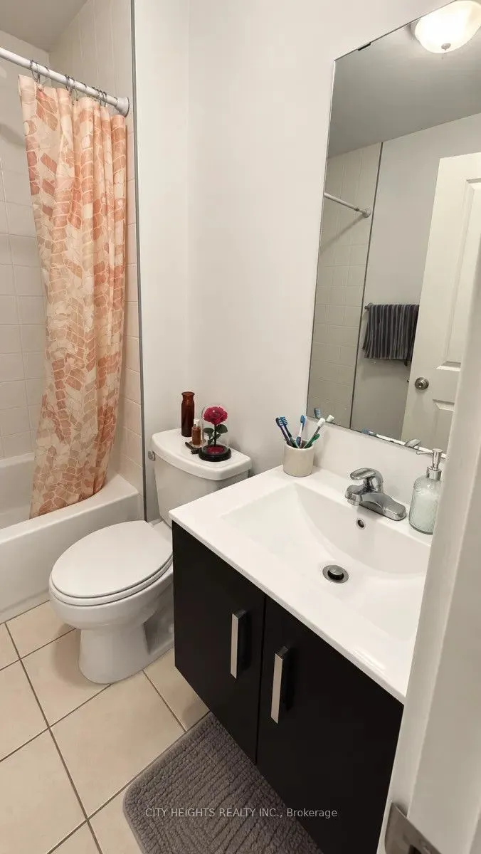 370 Alberta Street ##1