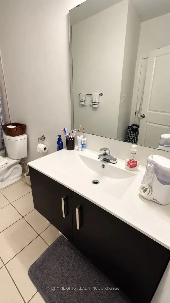 370 Alberta Street ##1