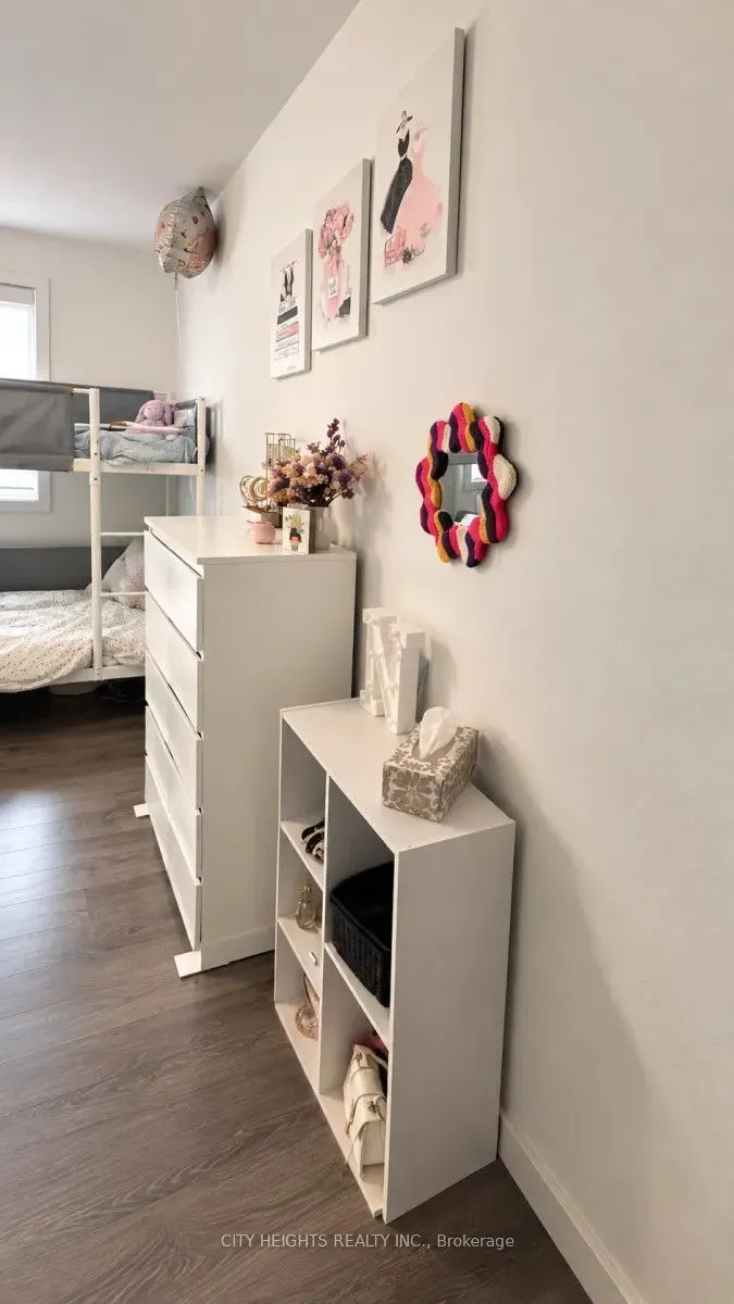 370 Alberta Street ##1