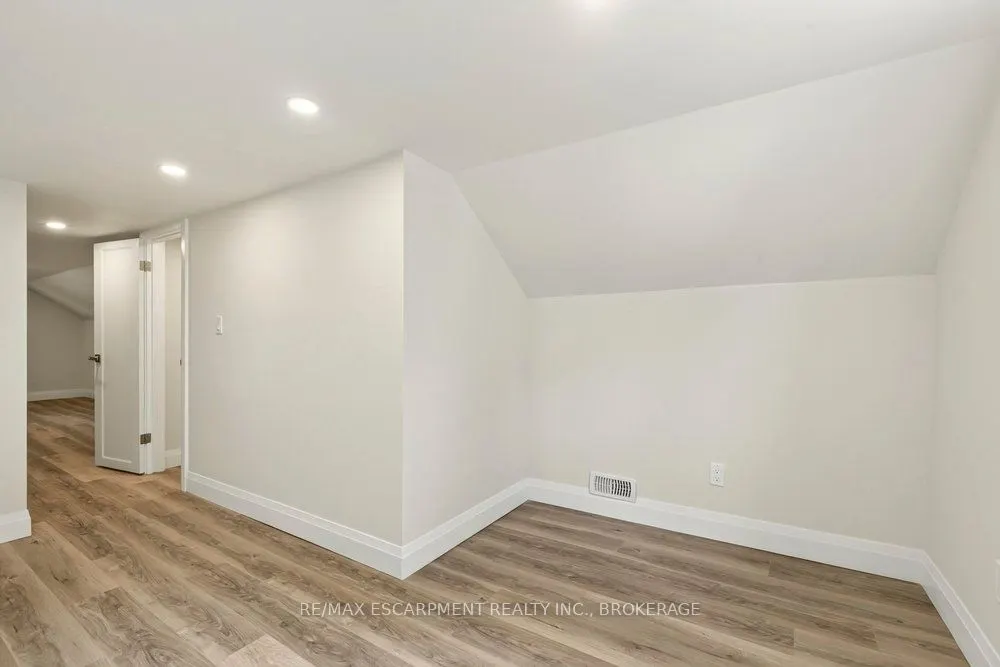 95 Chetwood Street
