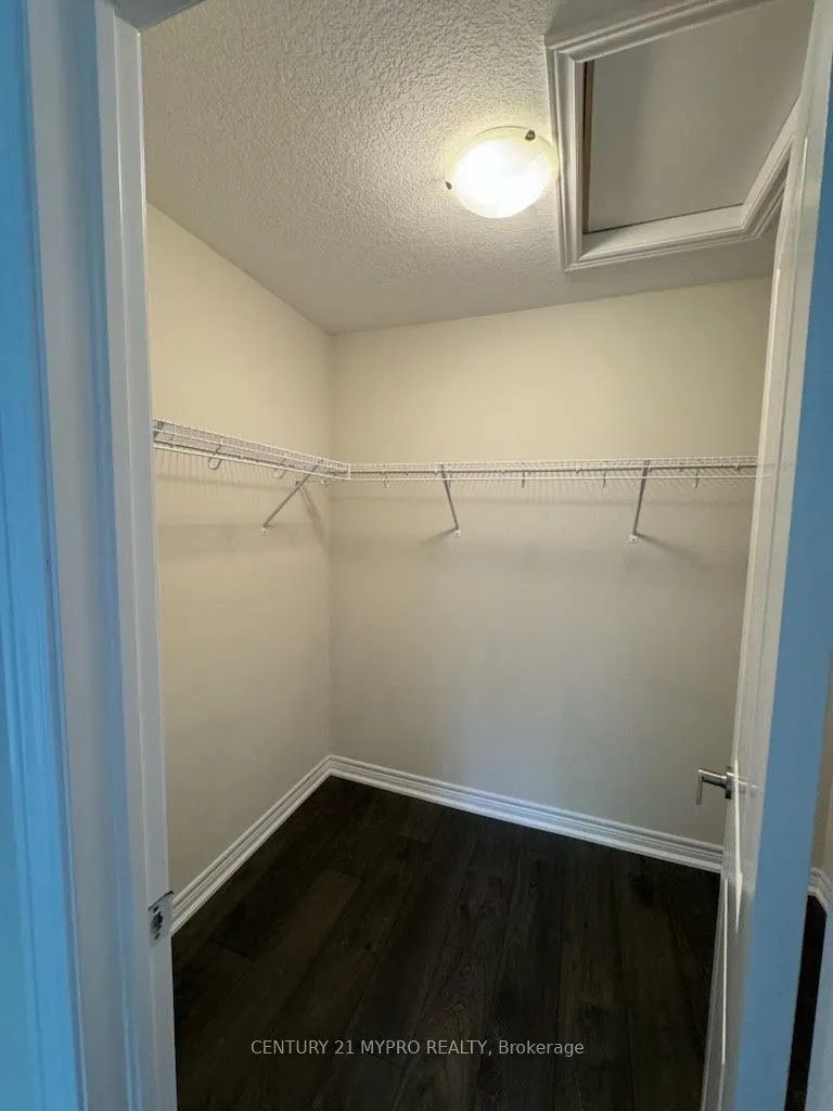10 Birmingham Drive ##47