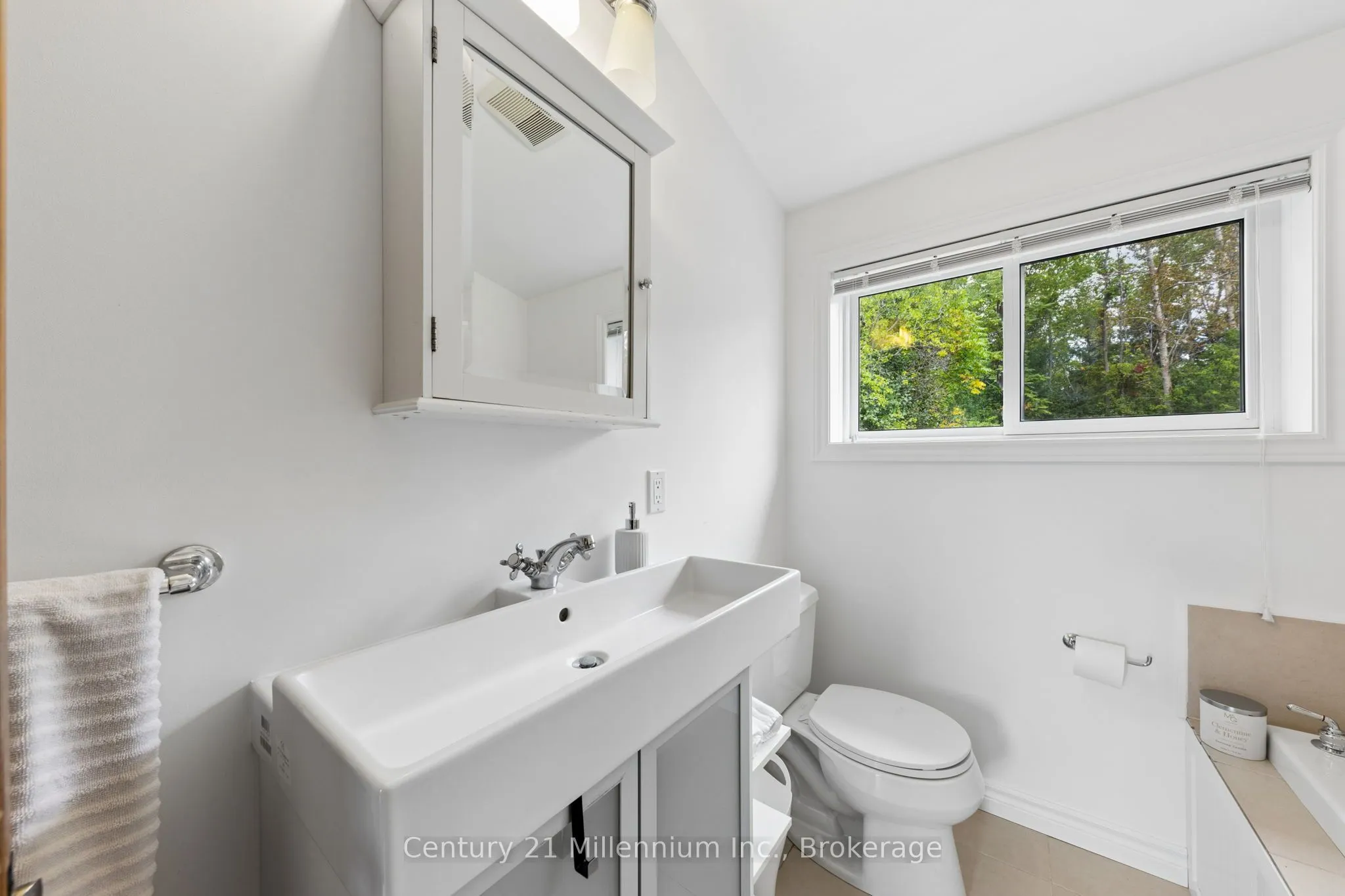 123 HIDDEN LAKE Road