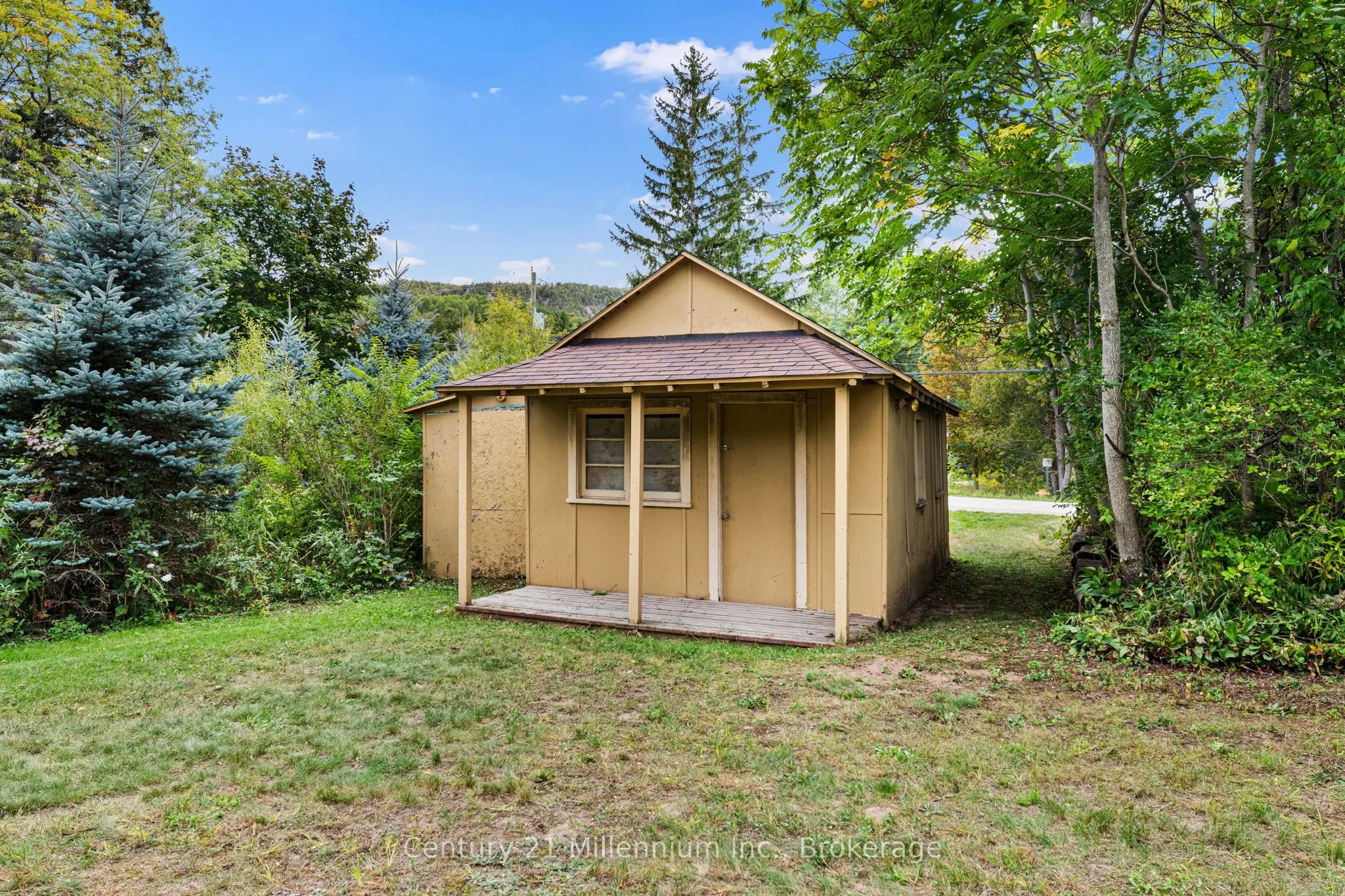 123 HIDDEN LAKE Road