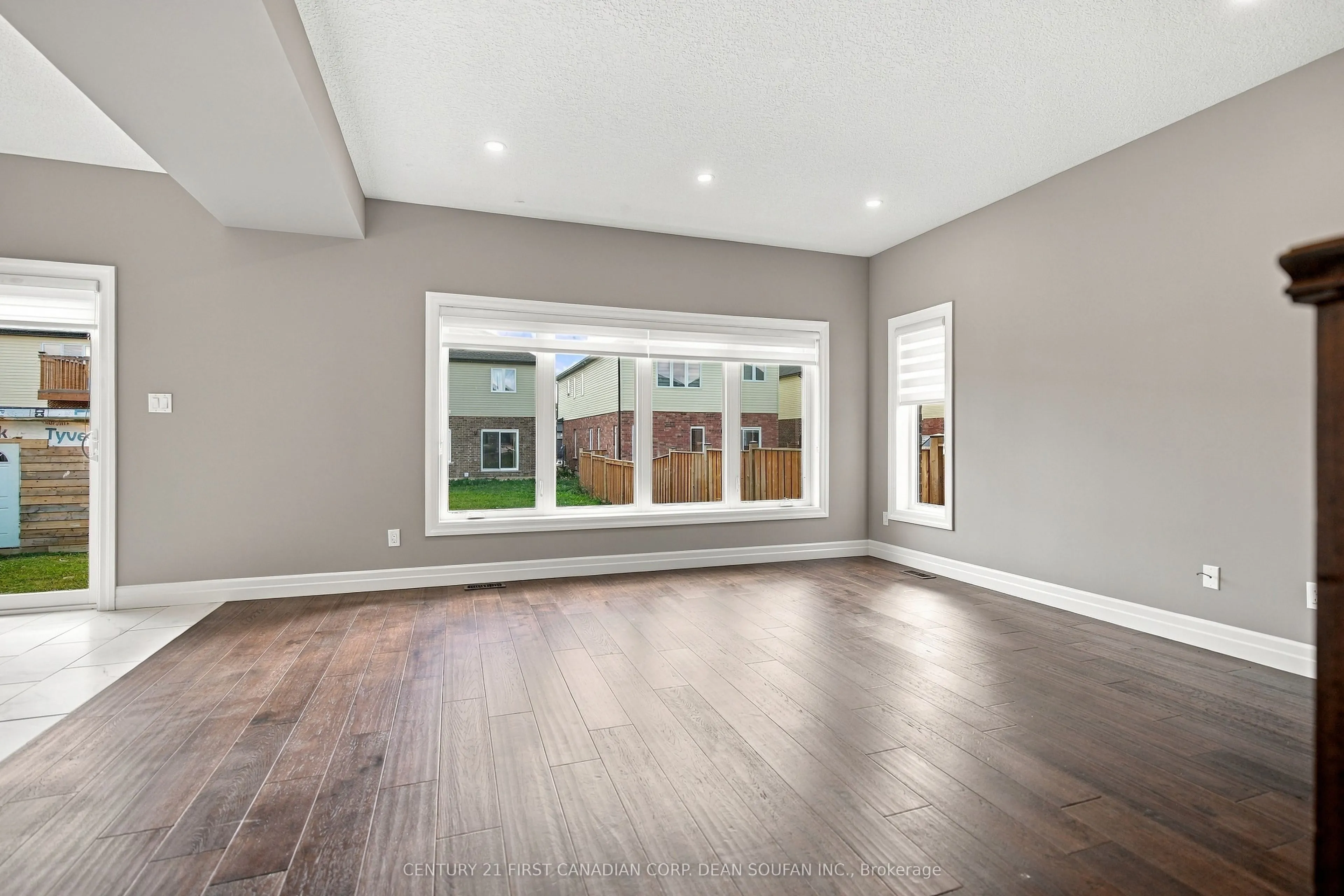 2943 Lemieux Walk