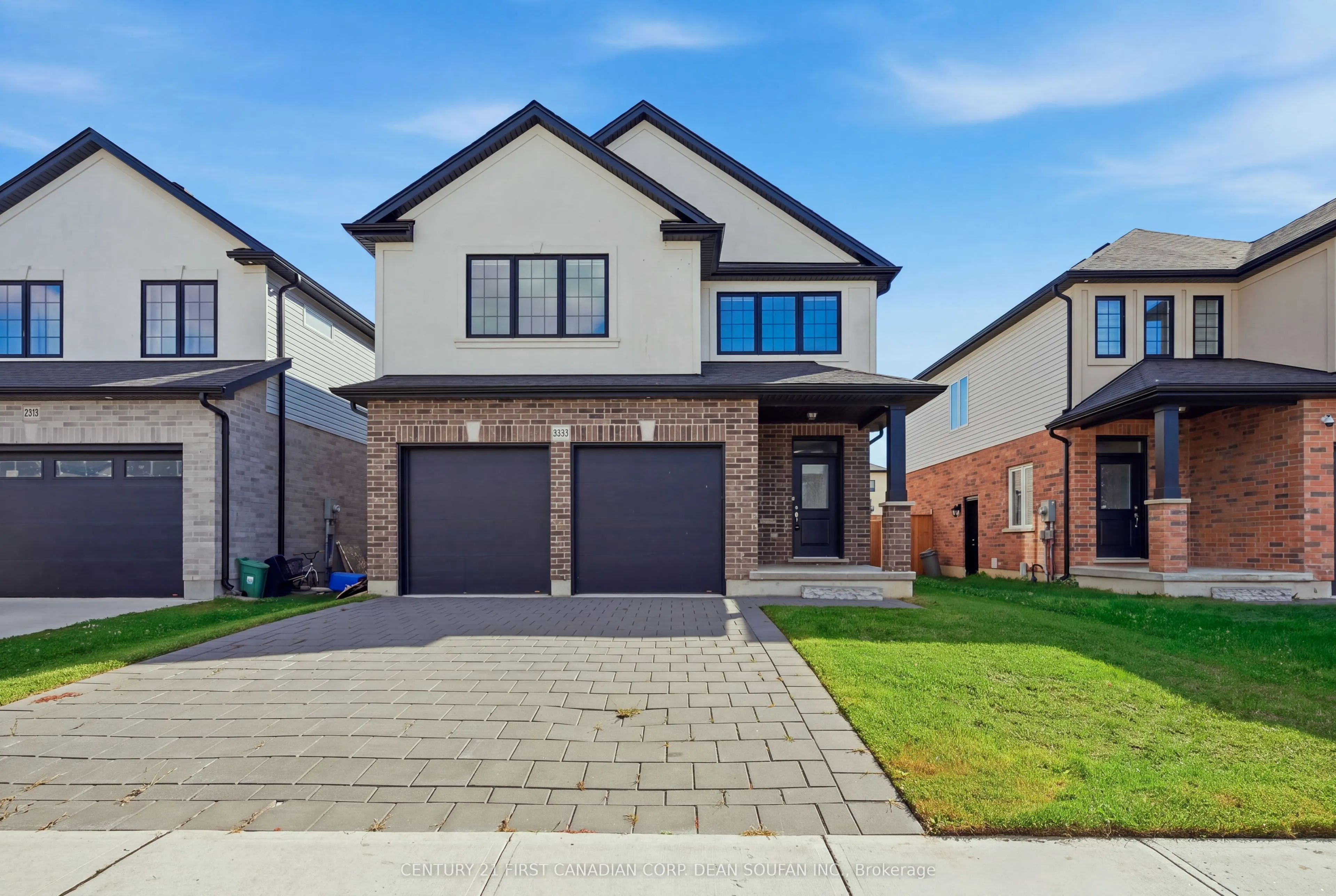 2943 Lemieux Walk