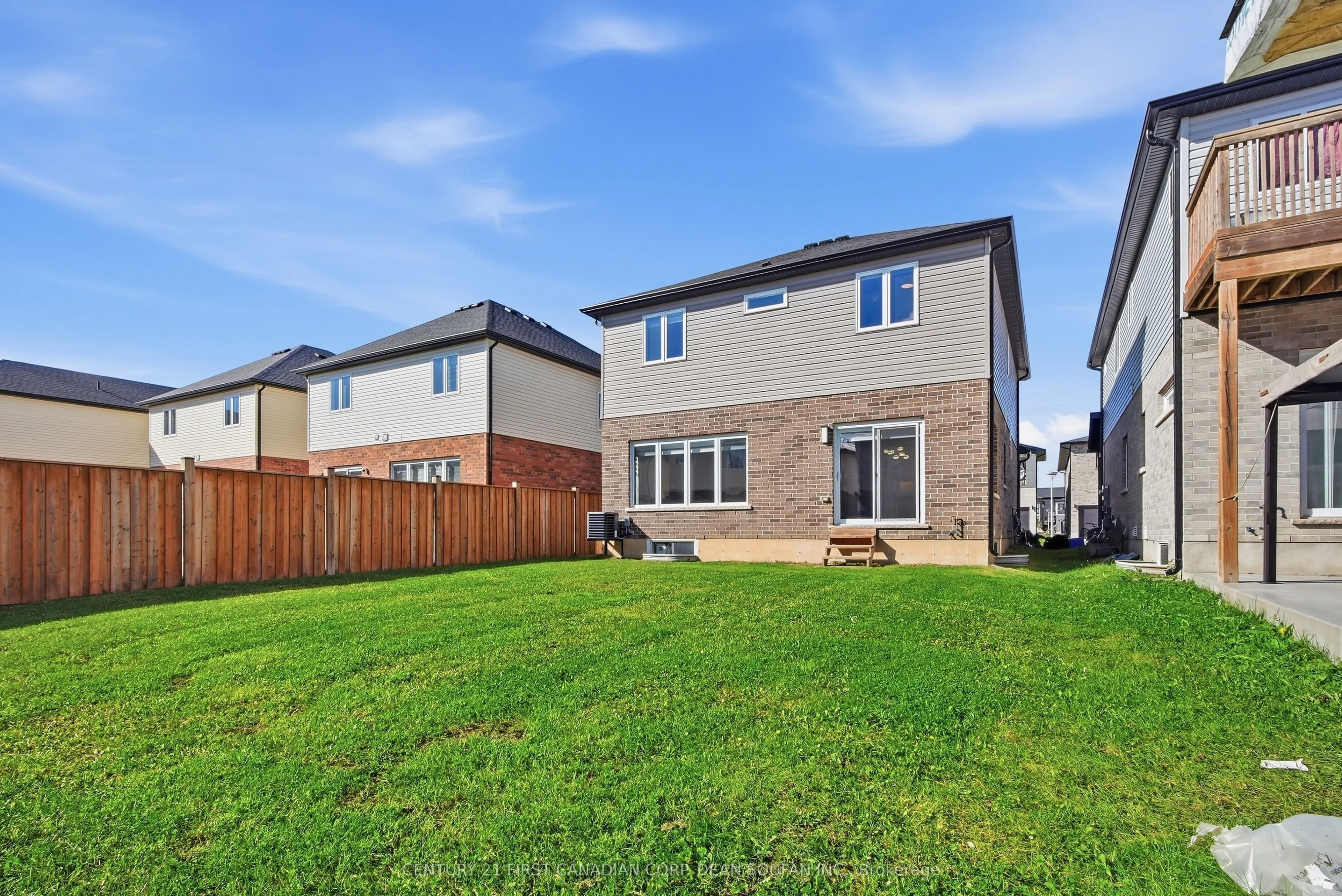 2943 Lemieux Walk