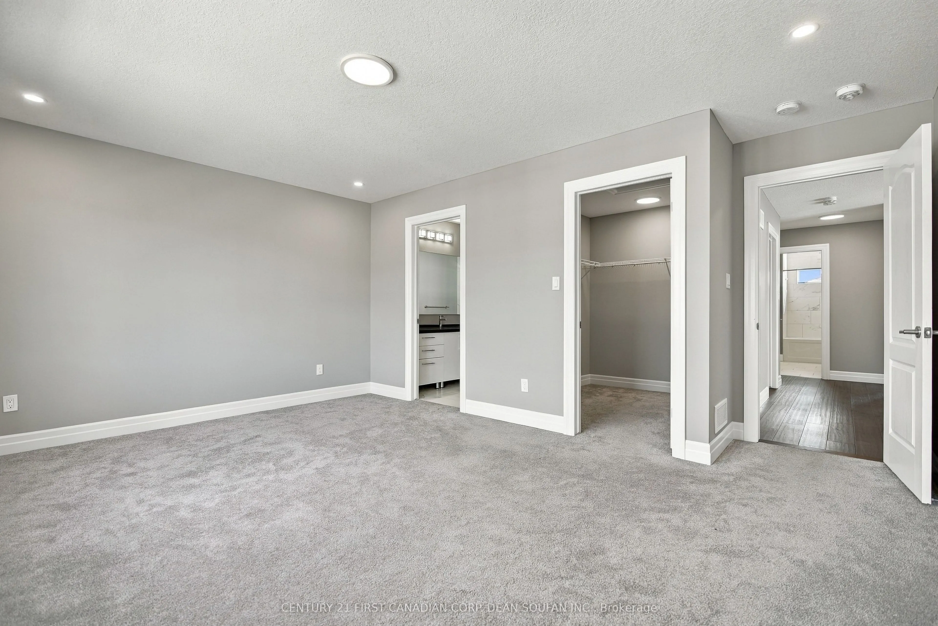 2943 Lemieux Walk