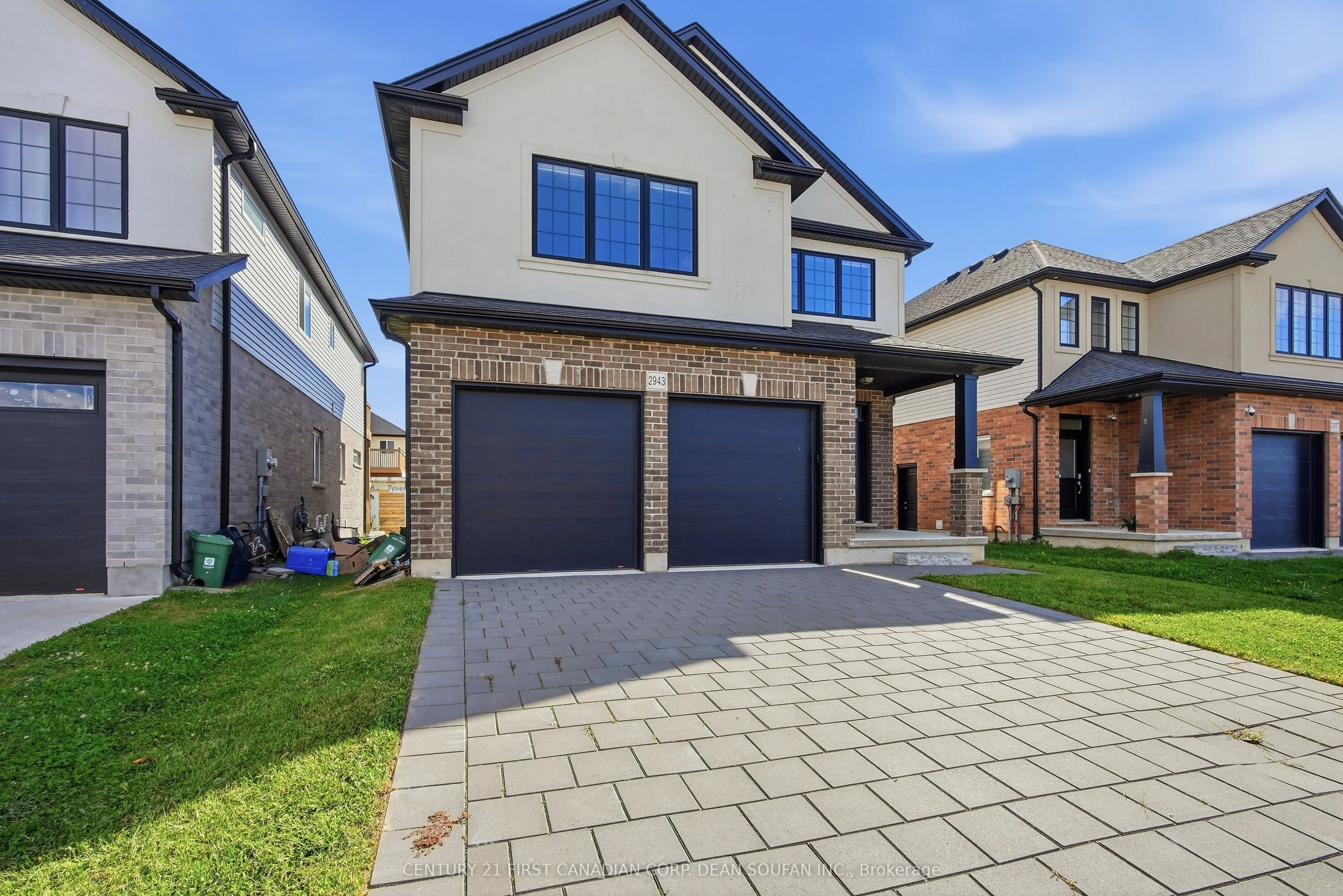 2943 Lemieux Walk