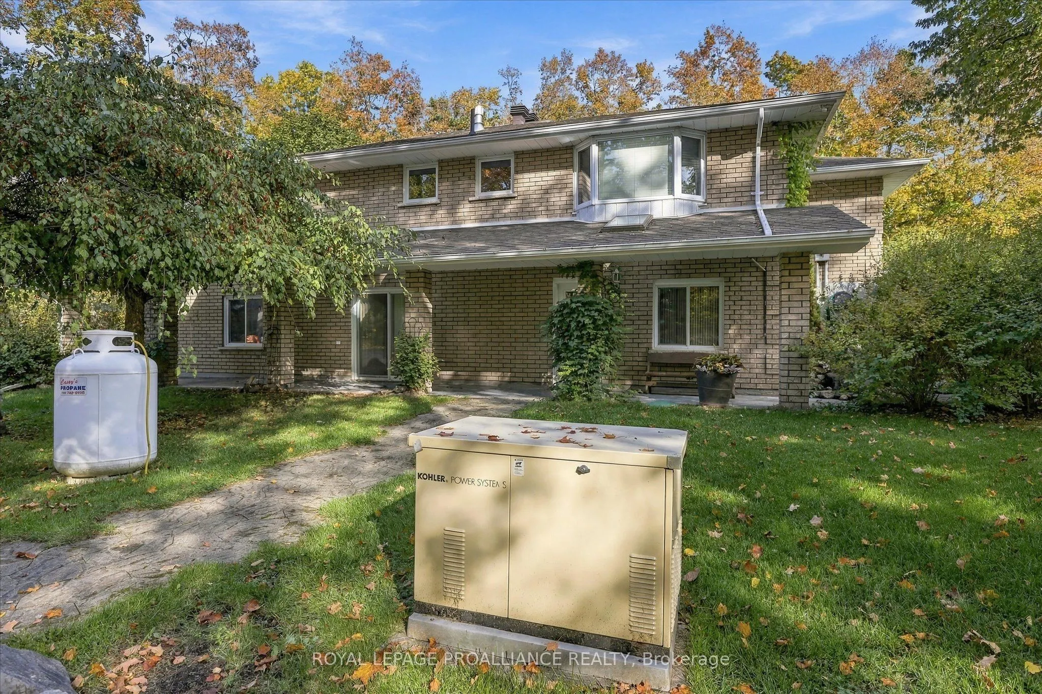 139 Lakeland Avenue S
