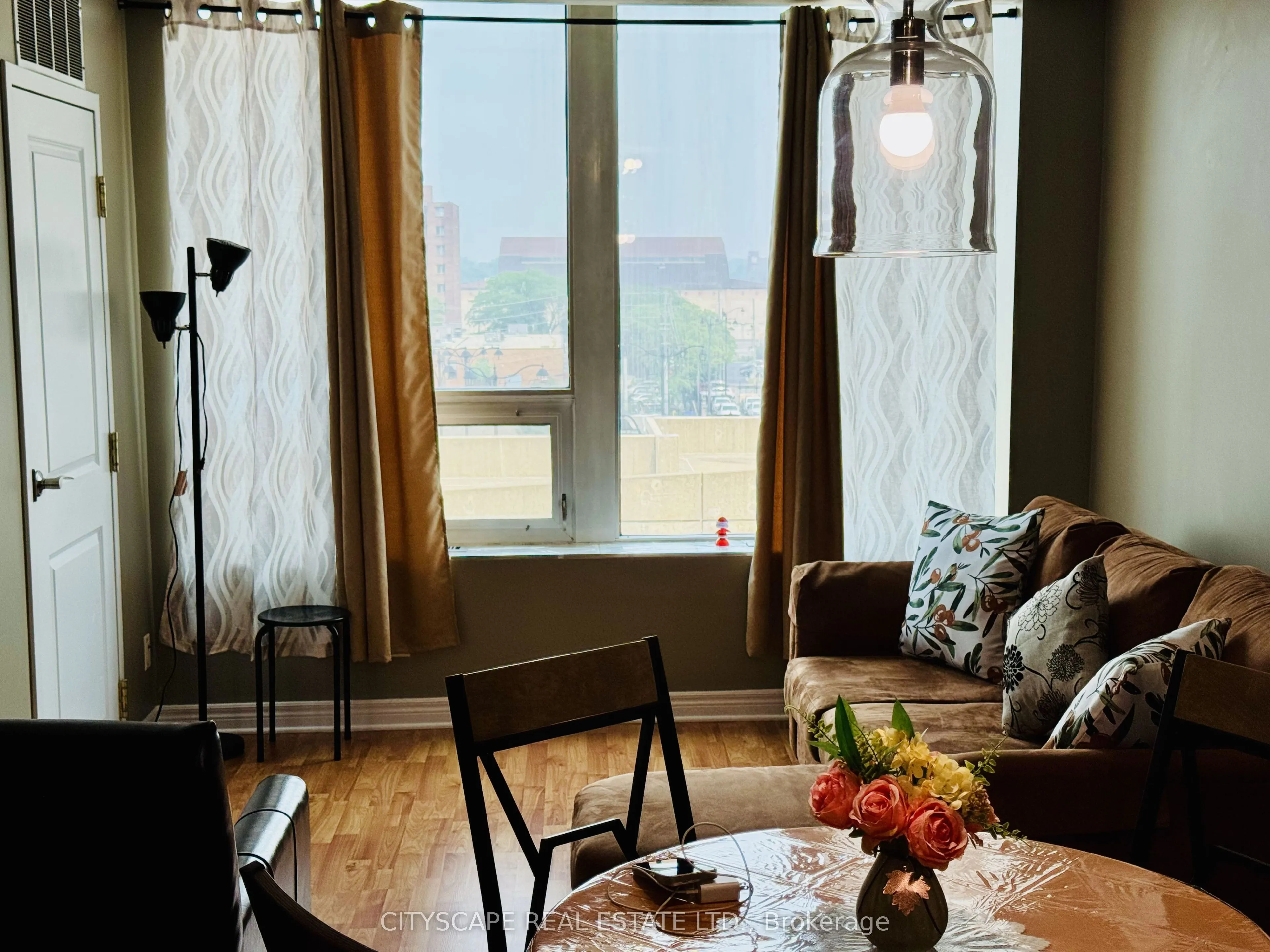 540 Ouellette Avenue #5F