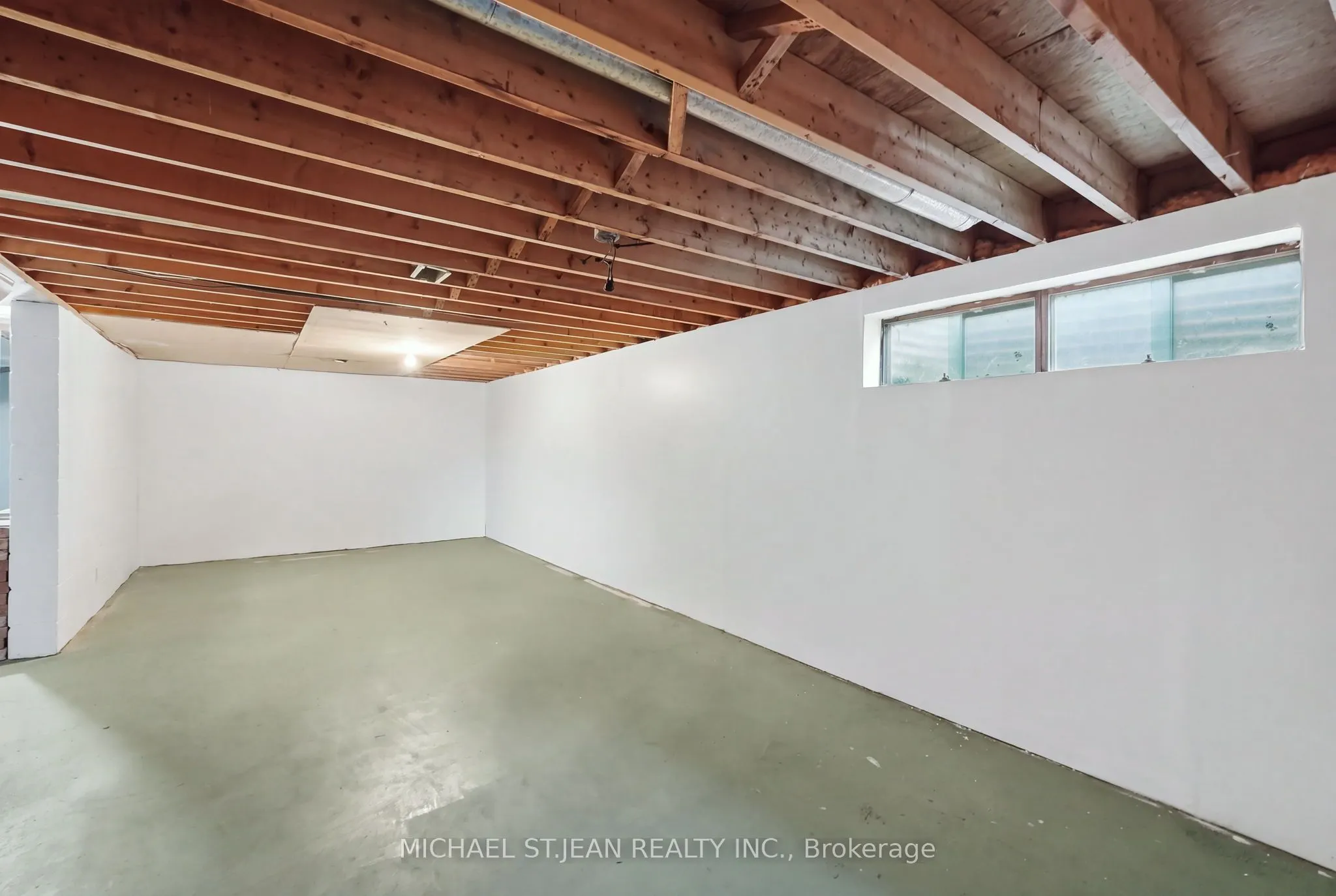 32 San Fernando Drive