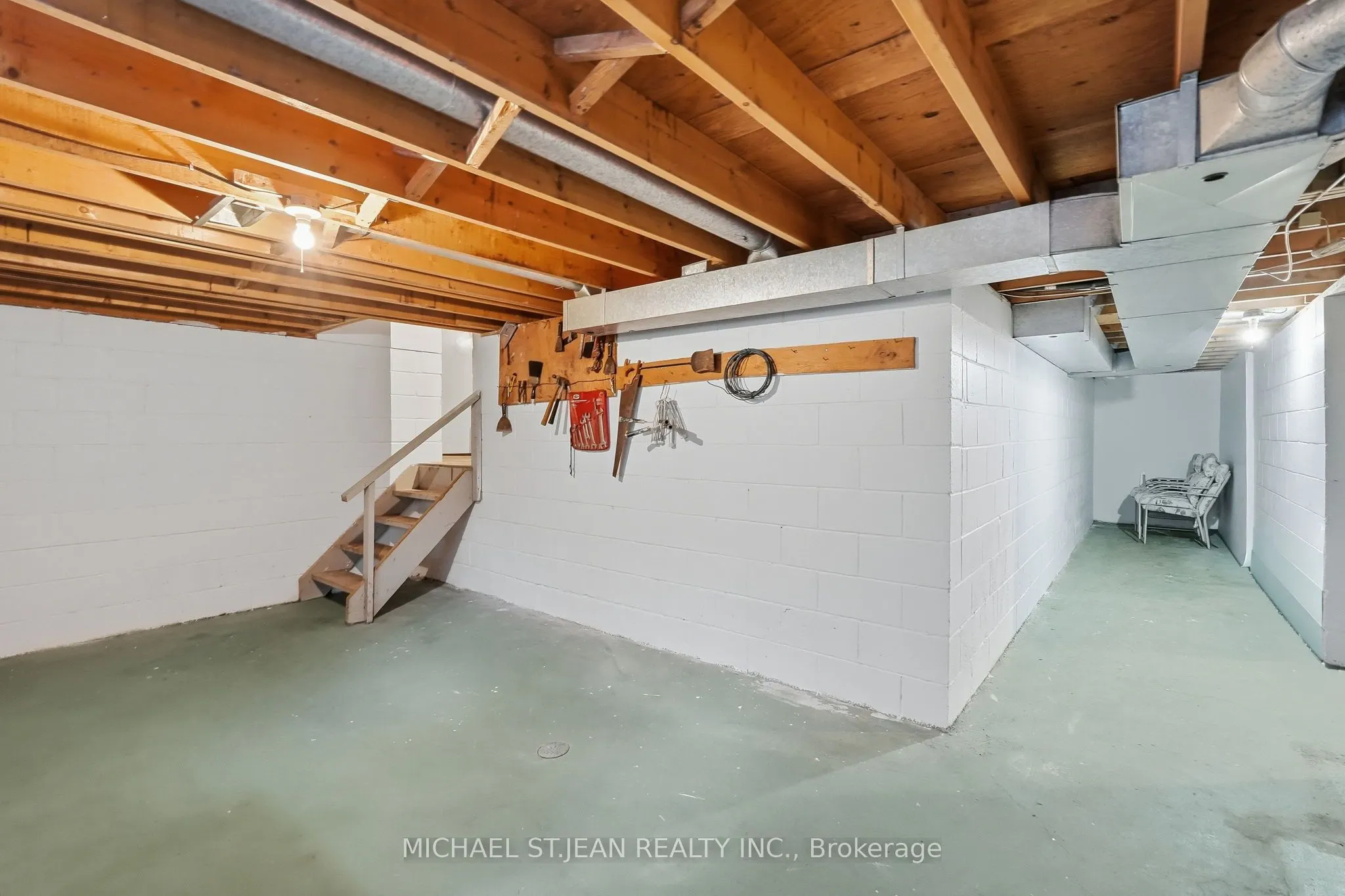 32 San Fernando Drive