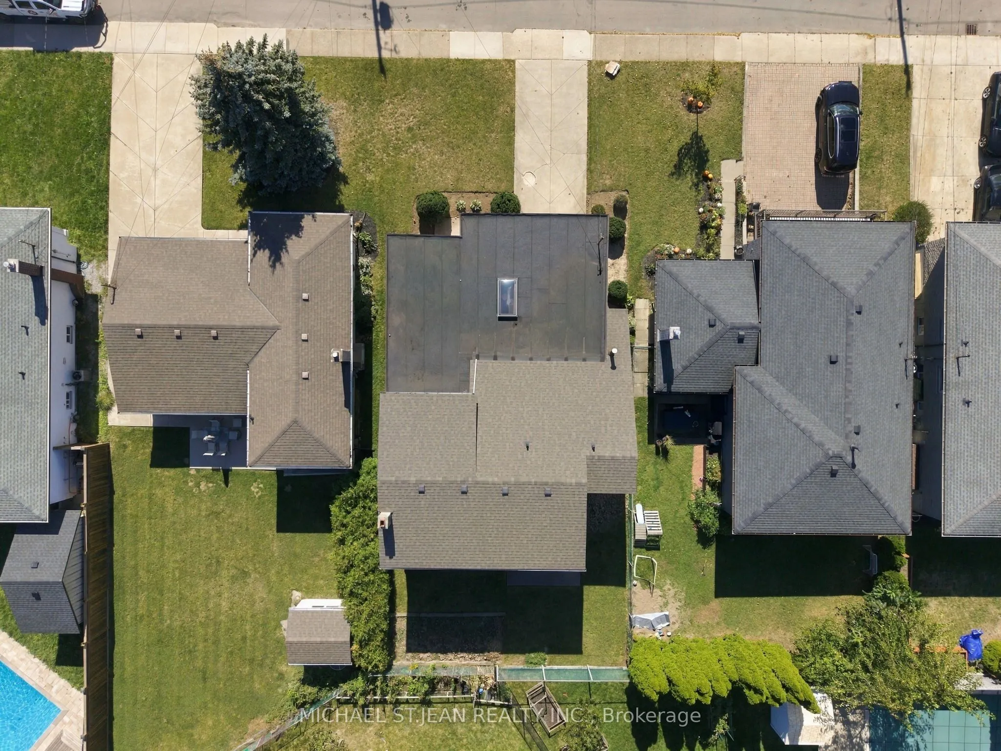 32 San Fernando Drive