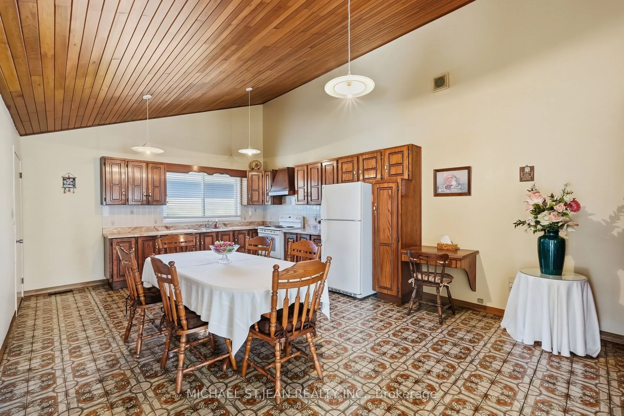 32 San Fernando Drive