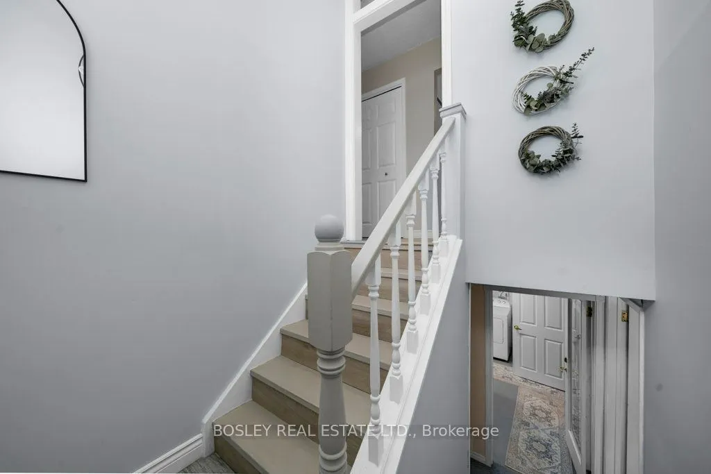32 Mill Street