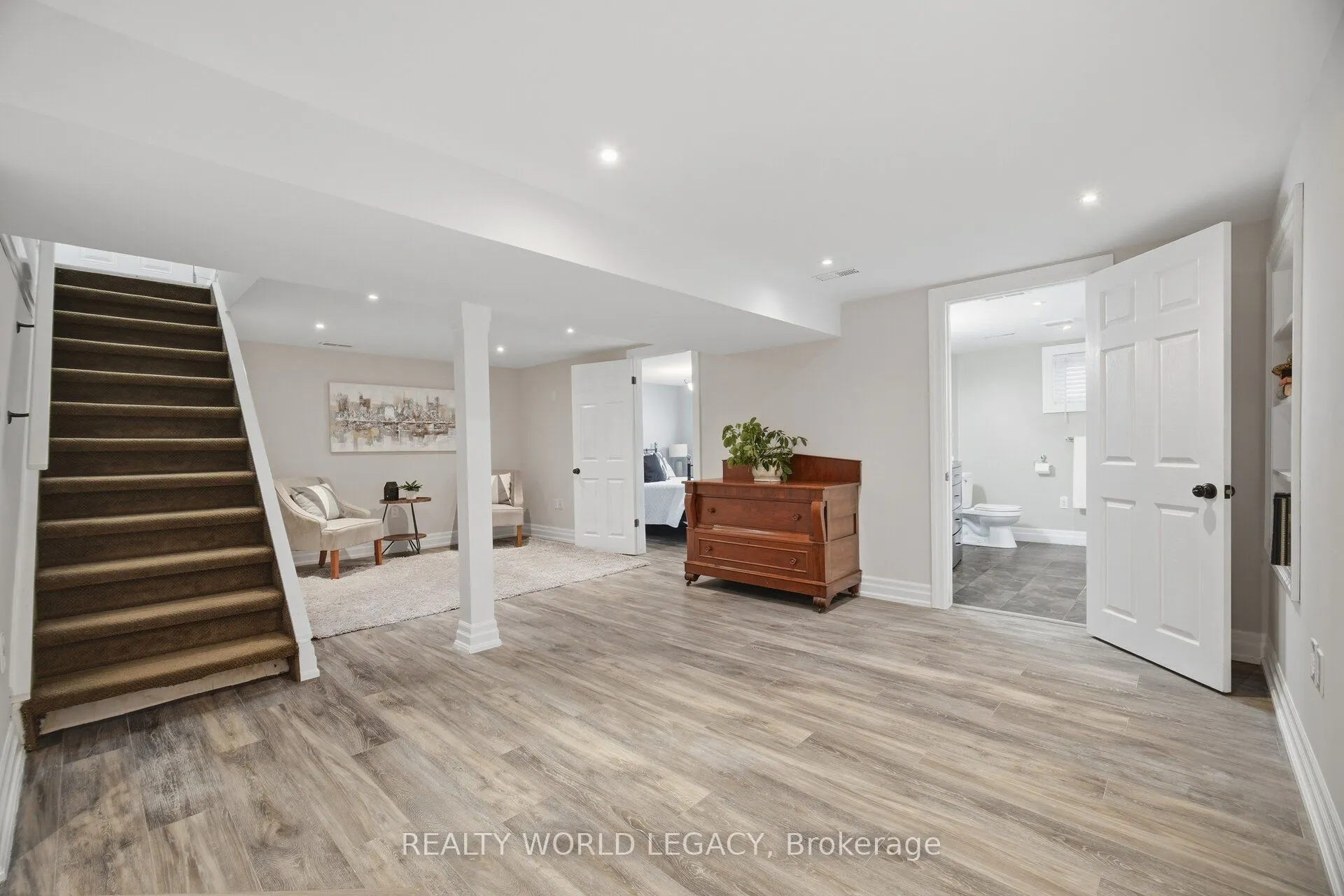 18 Delsey Street
