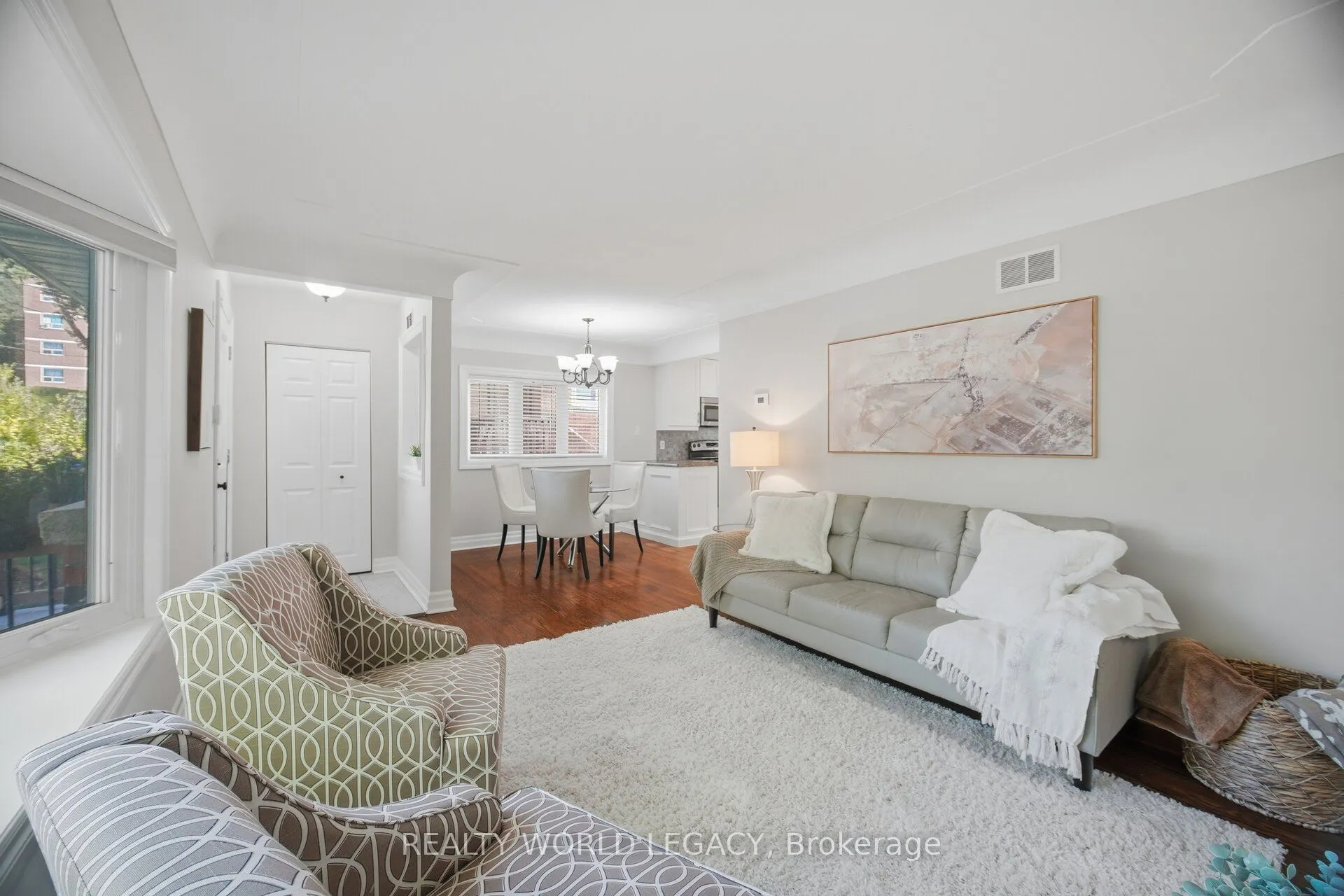 18 Delsey Street
