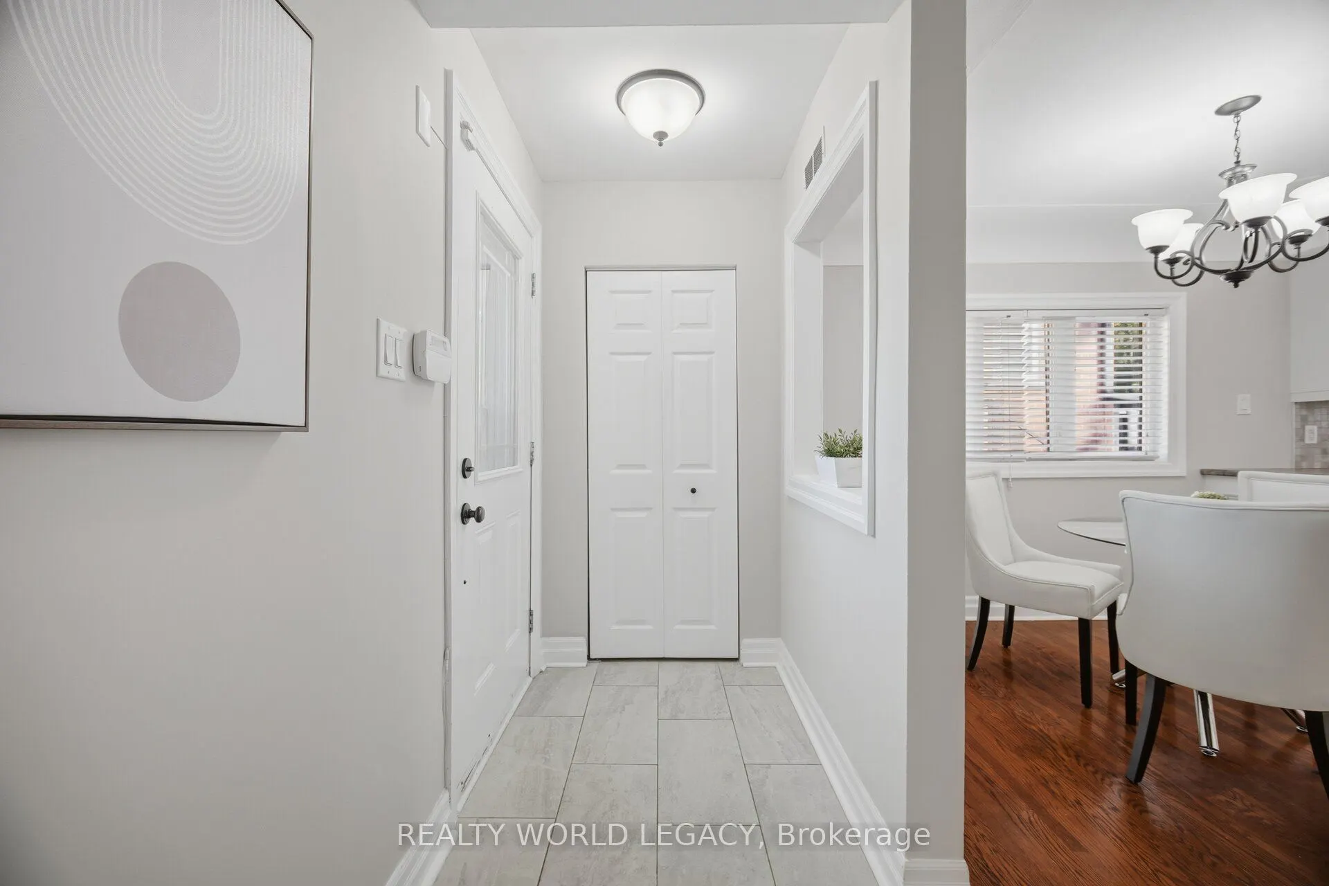 18 Delsey Street