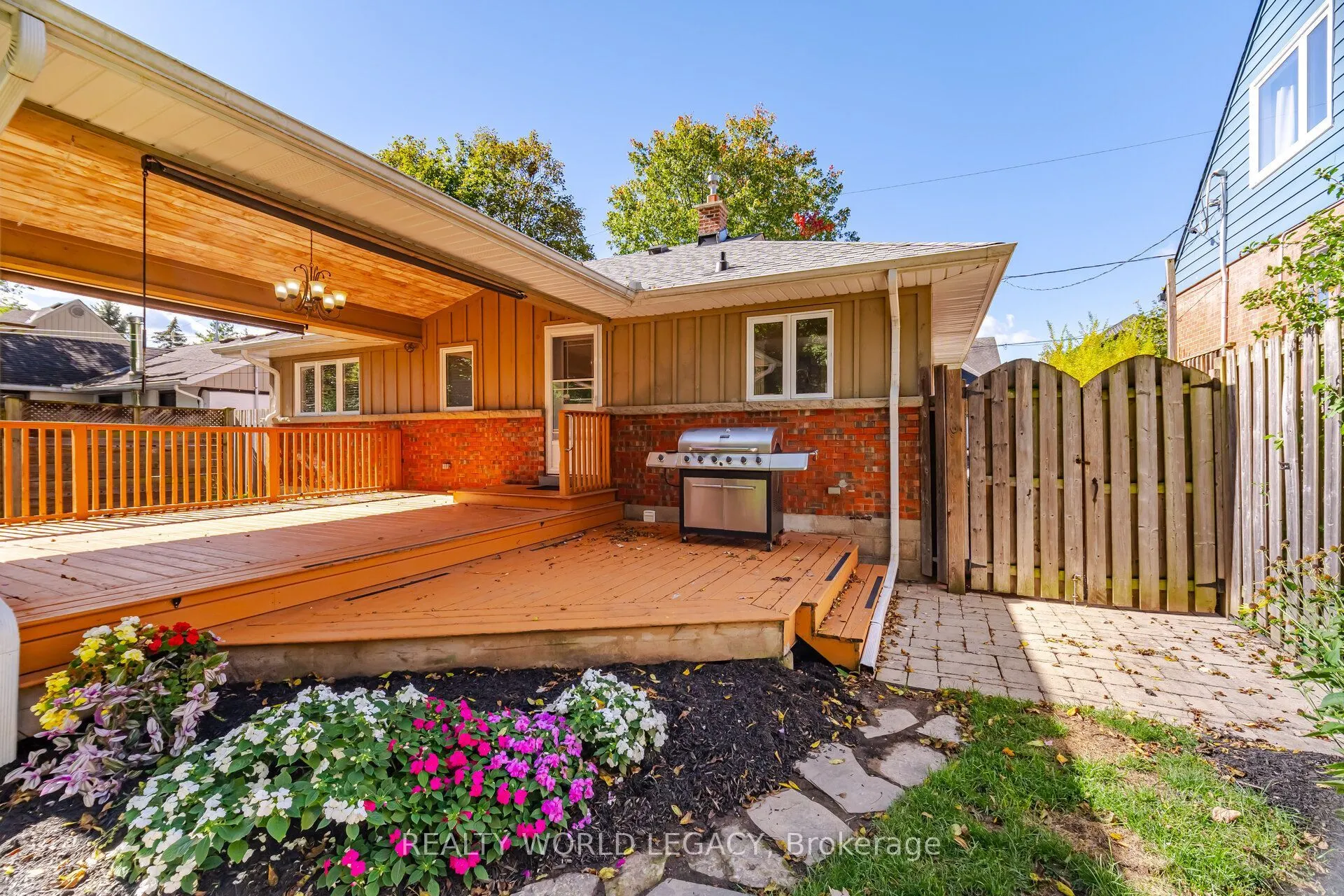 18 Delsey Street