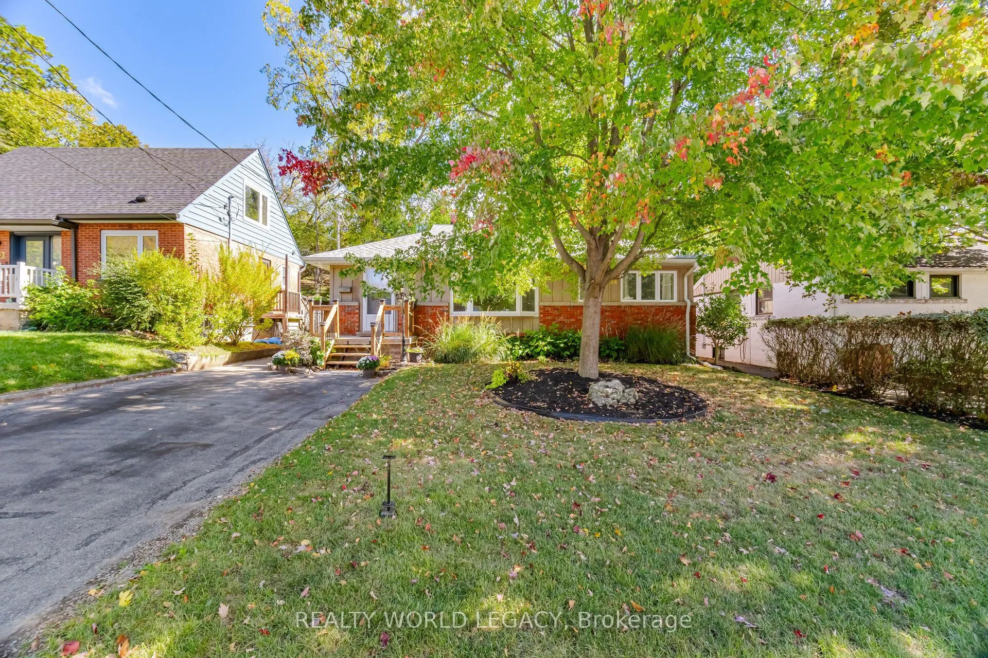 18 Delsey Street