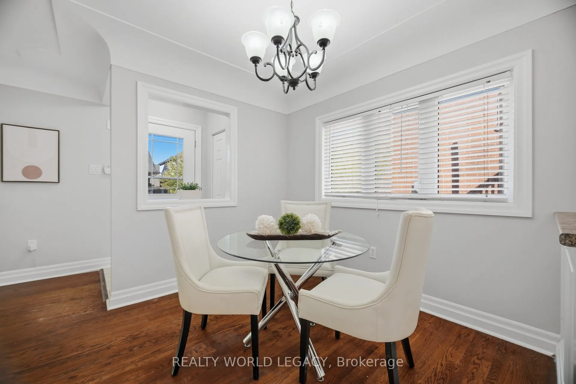 18 Delsey Street