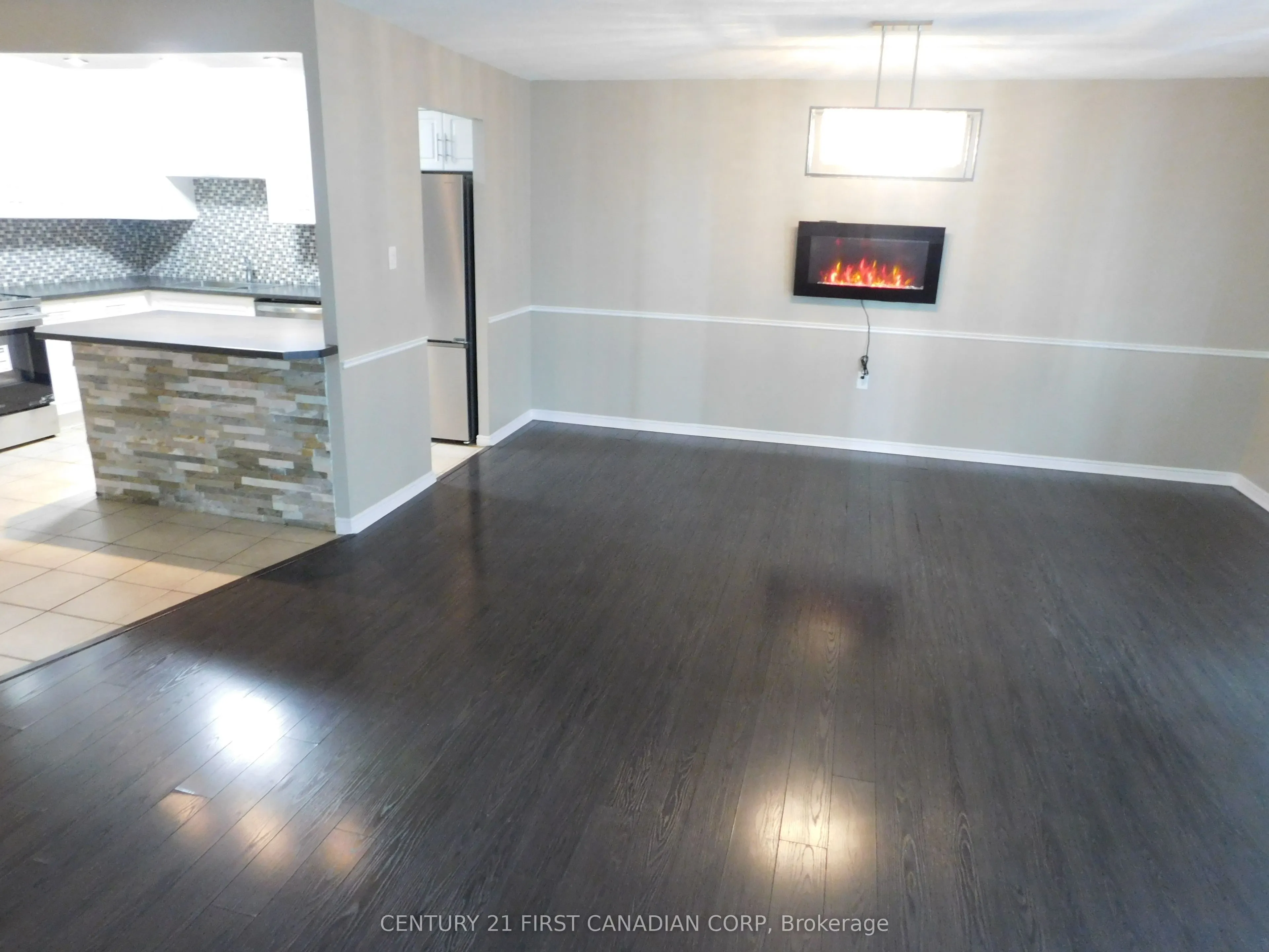 323 COLBORNE Street #2004
