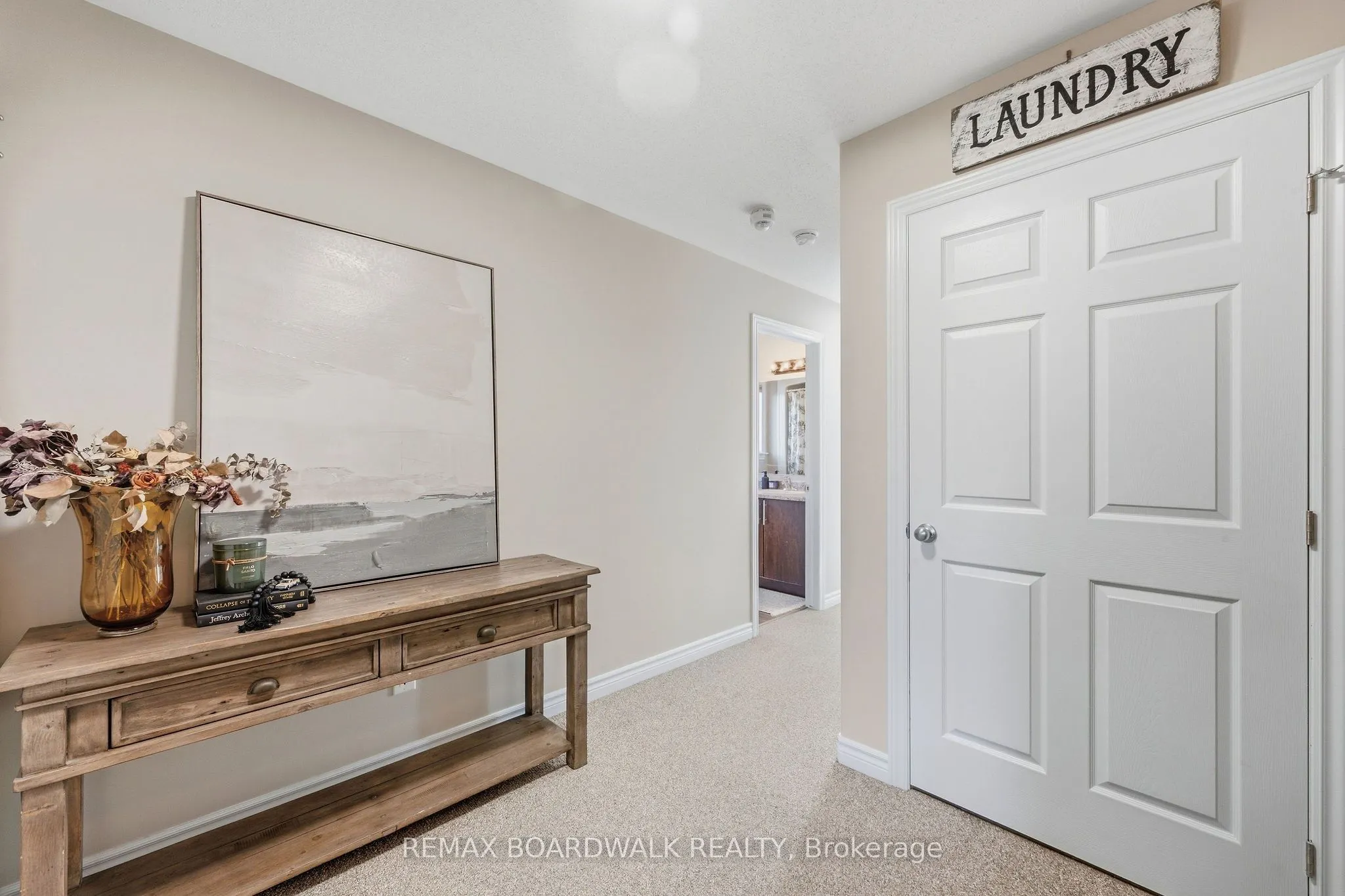 298 William Street W