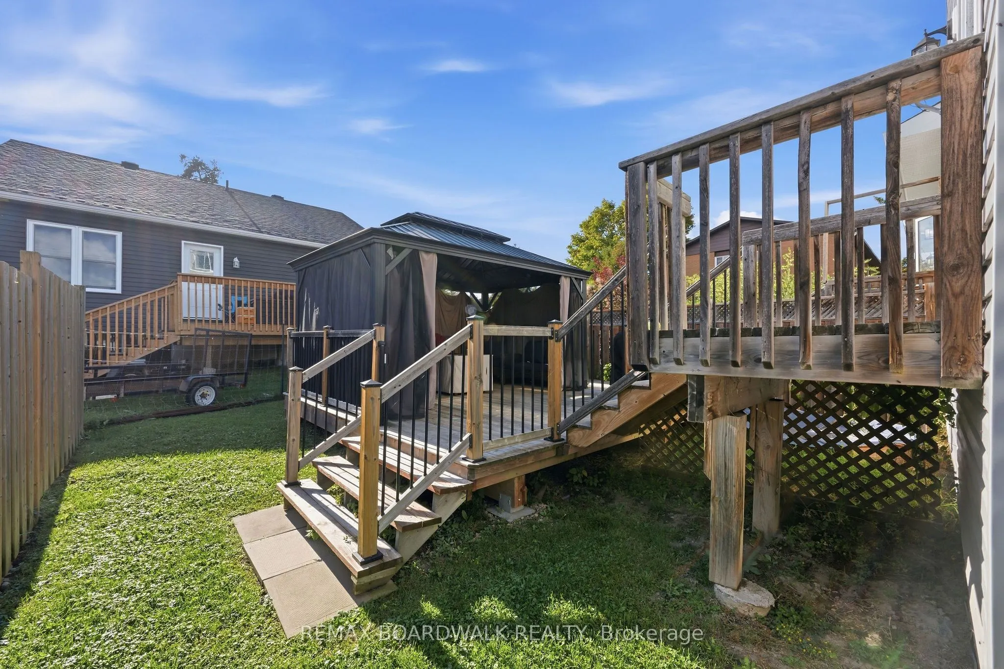 298 William Street W